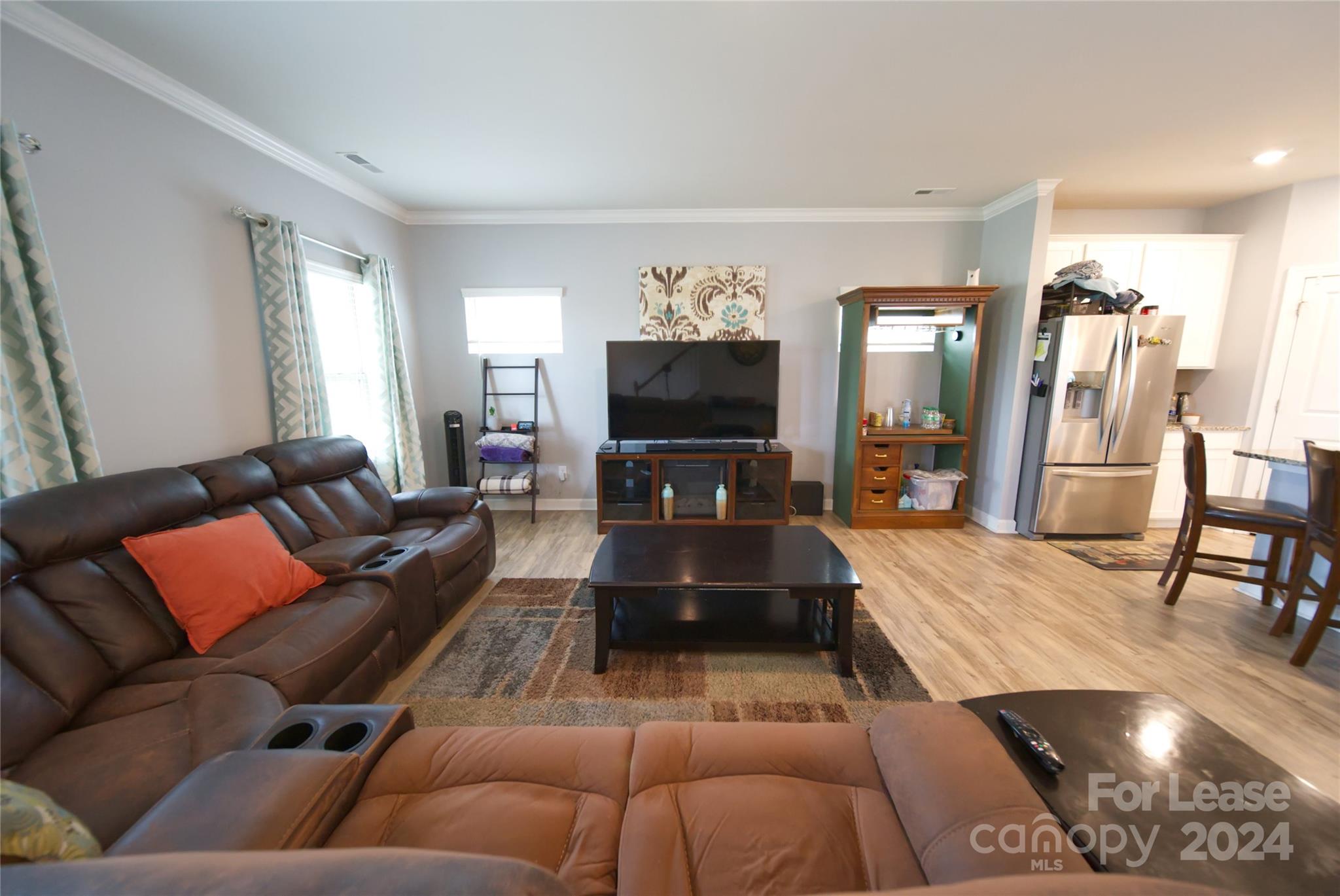 Stoneybrook Station - Residential Lease