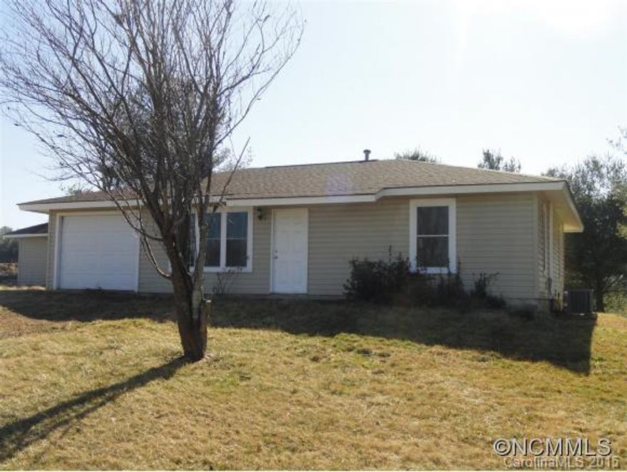 Adorable, one level living on flat lot with mountain and pastoral views. Totally remodeled. Large Kitchen with lots of counter space. Bring your choice of appliances and move in! Bright Bonus room with exterior door.