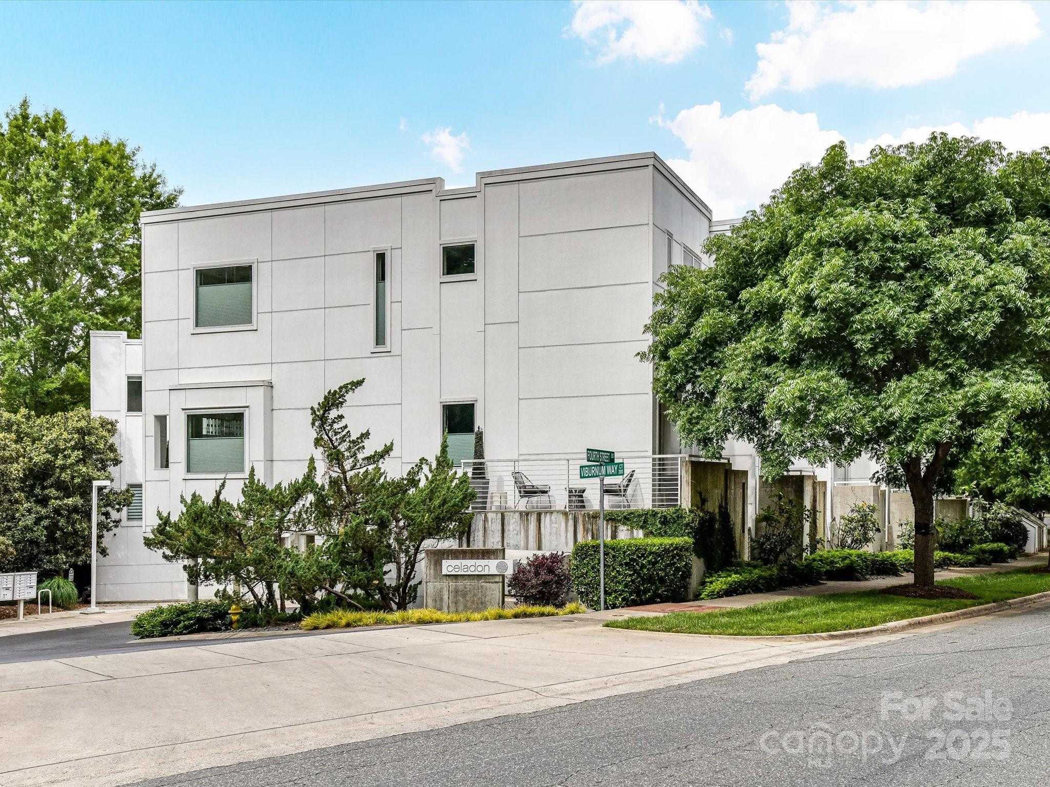 314 Viburnum Way Court
