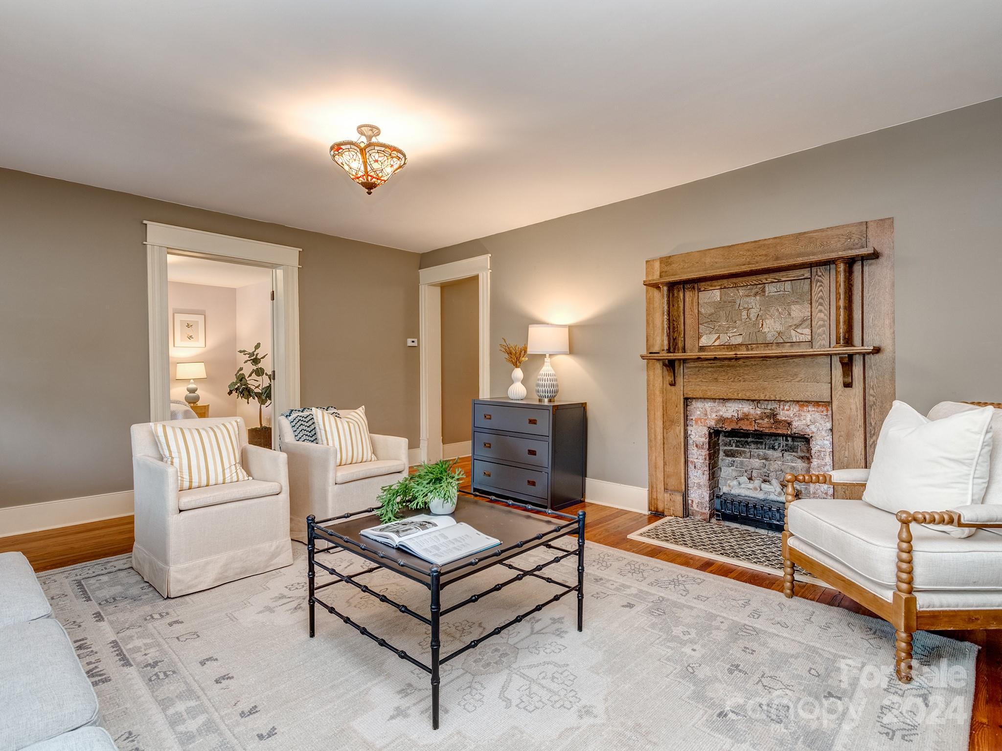 Villa Heights - Residential