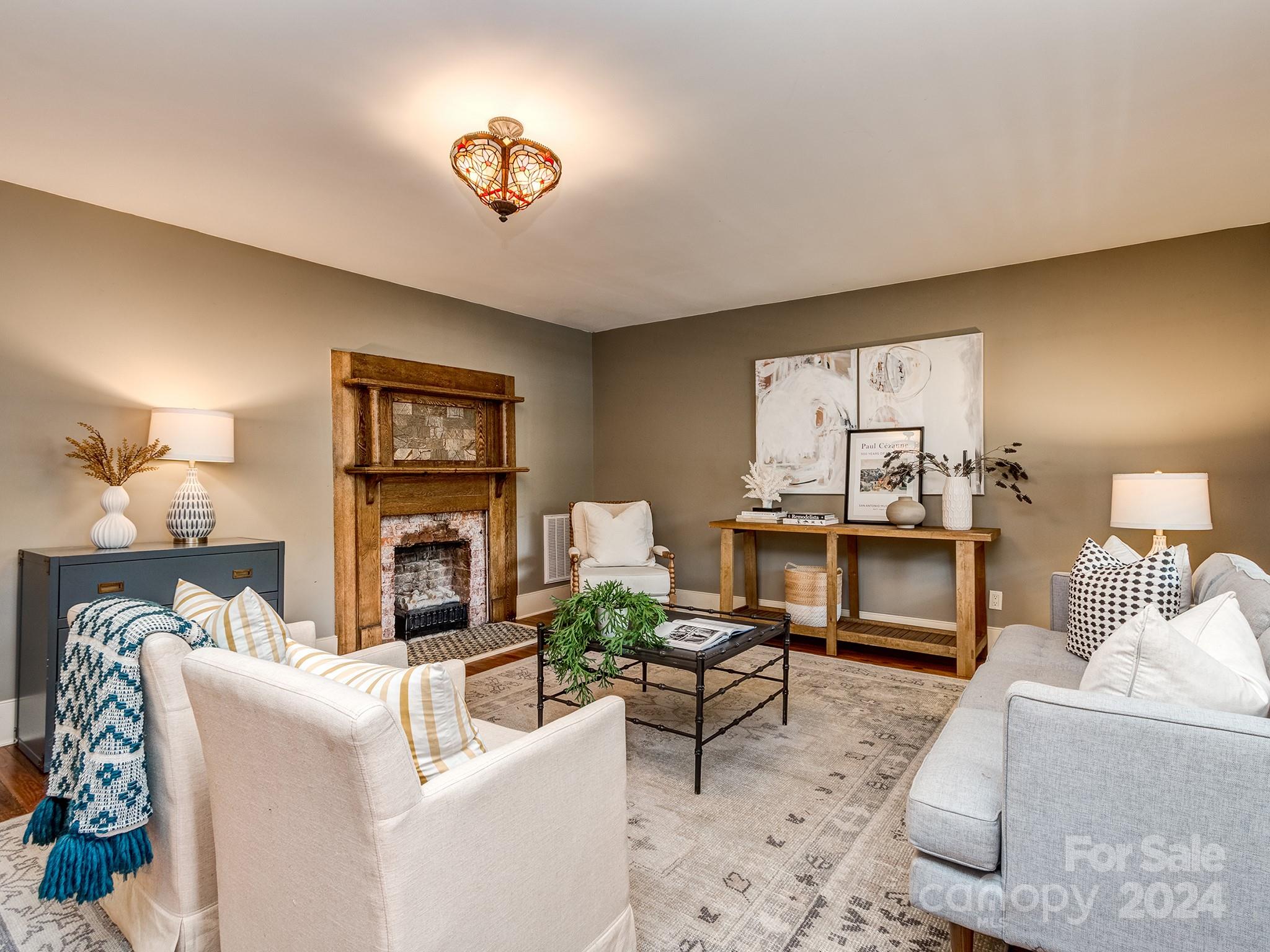 Villa Heights - Residential