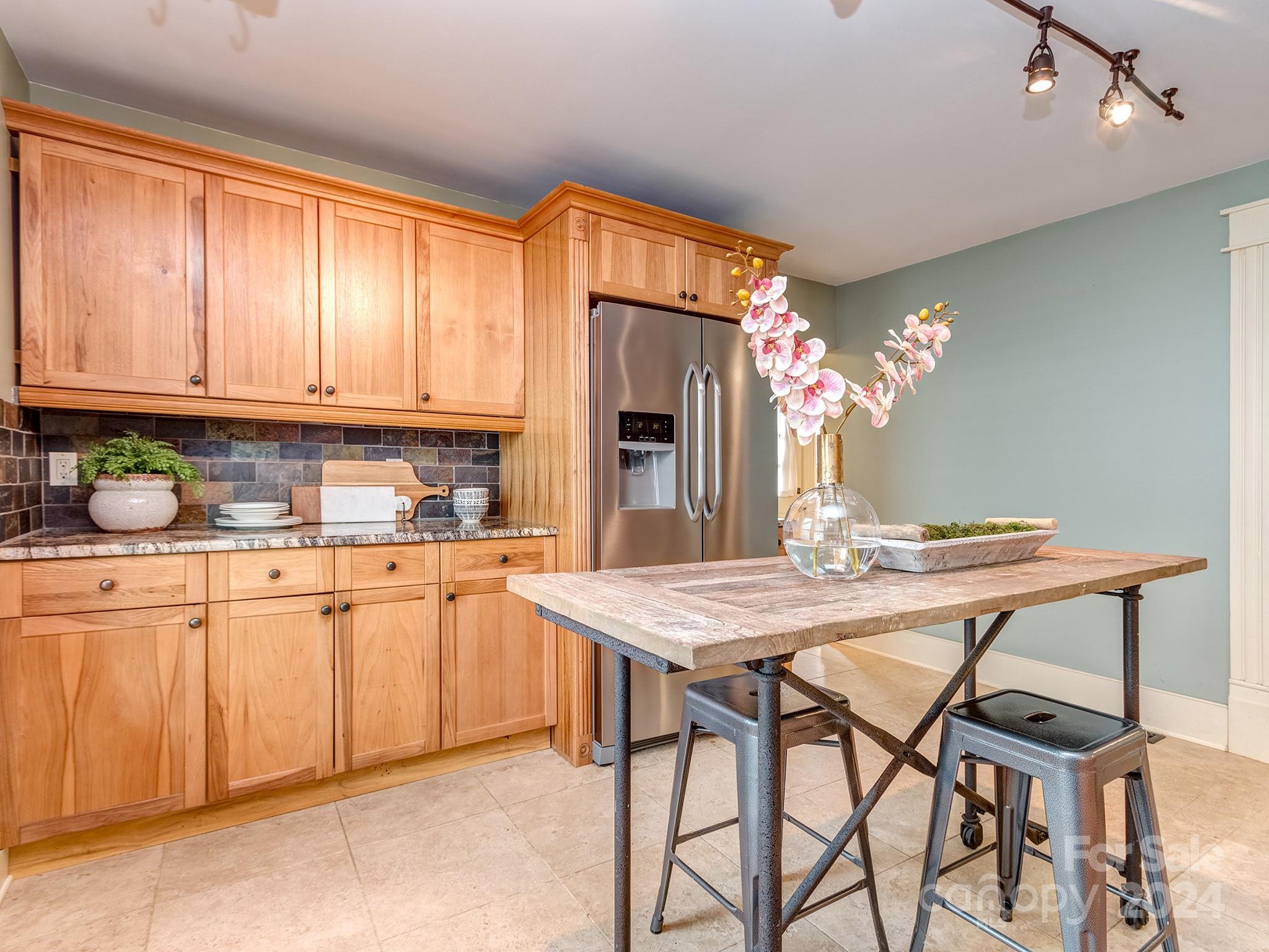 Villa Heights - Residential