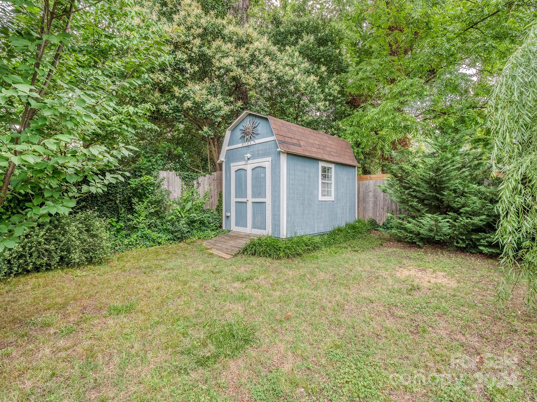 Villa Heights - Residential