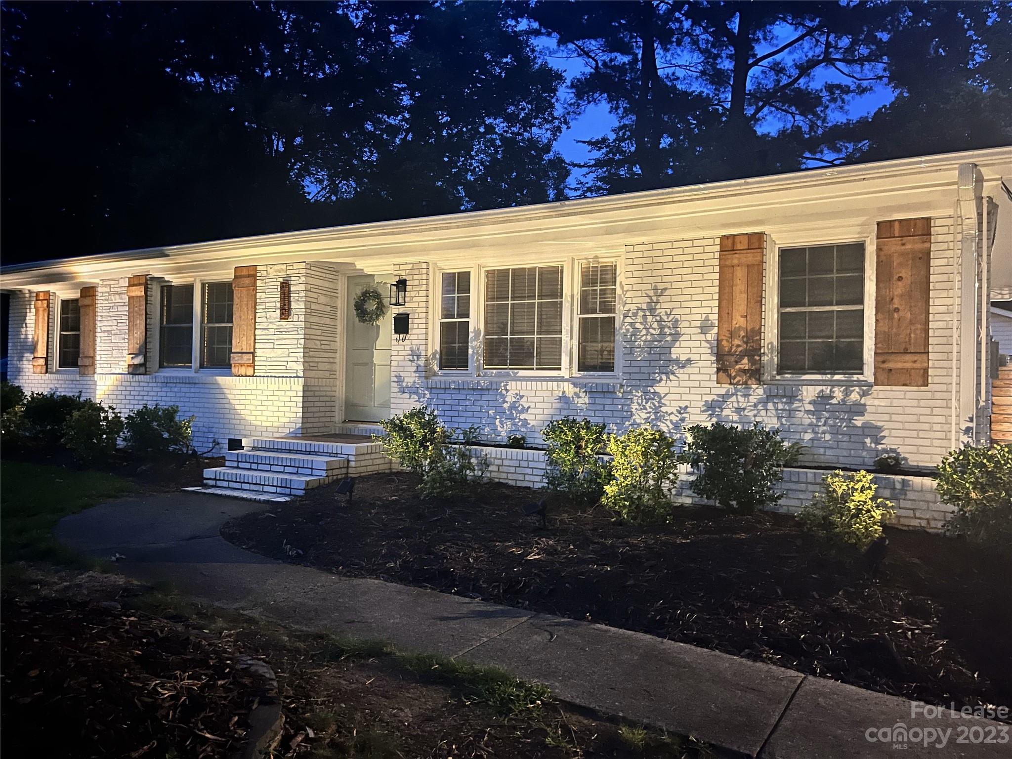 Montclaire - Residential Lease