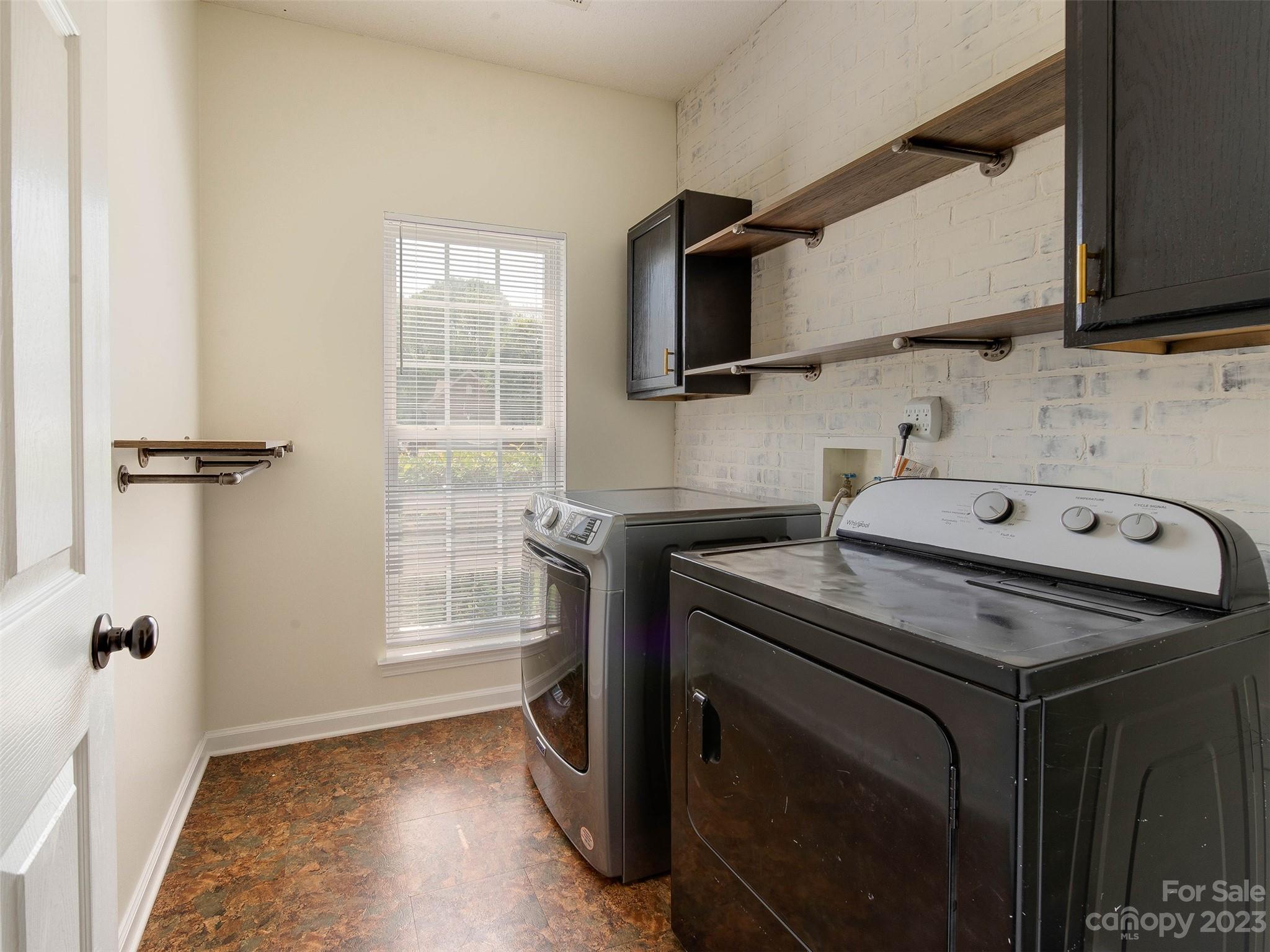 Brandon Oaks - Residential