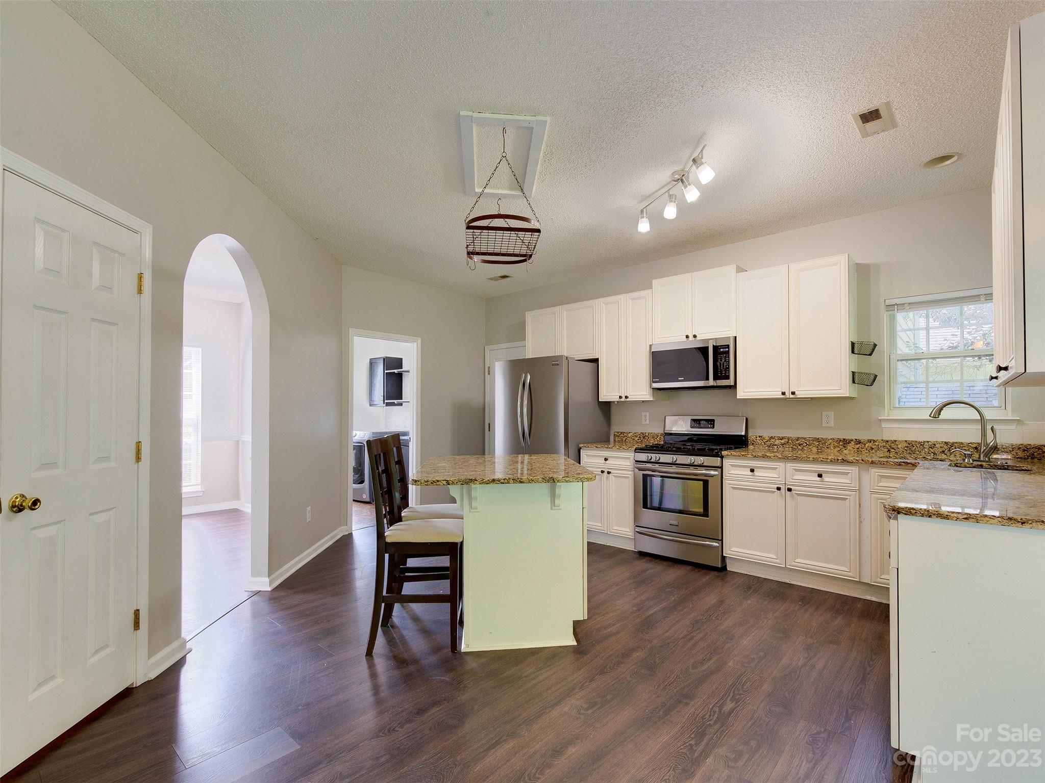 Brandon Oaks - Residential