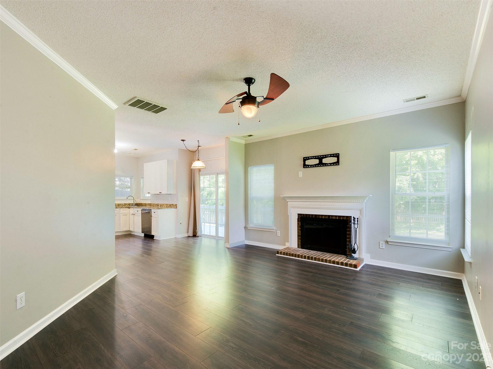 Brandon Oaks - Residential