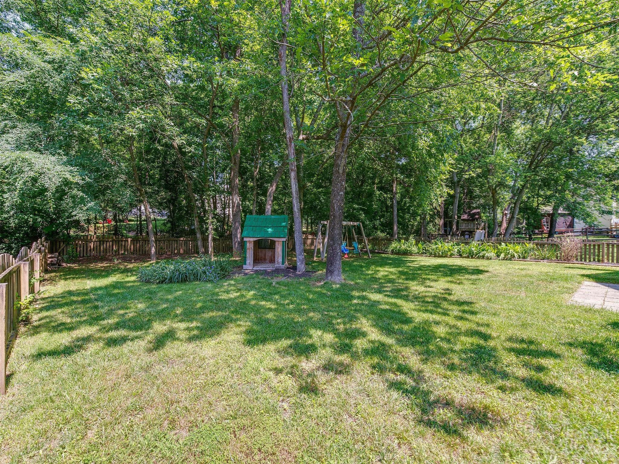 Brandon Oaks - Residential