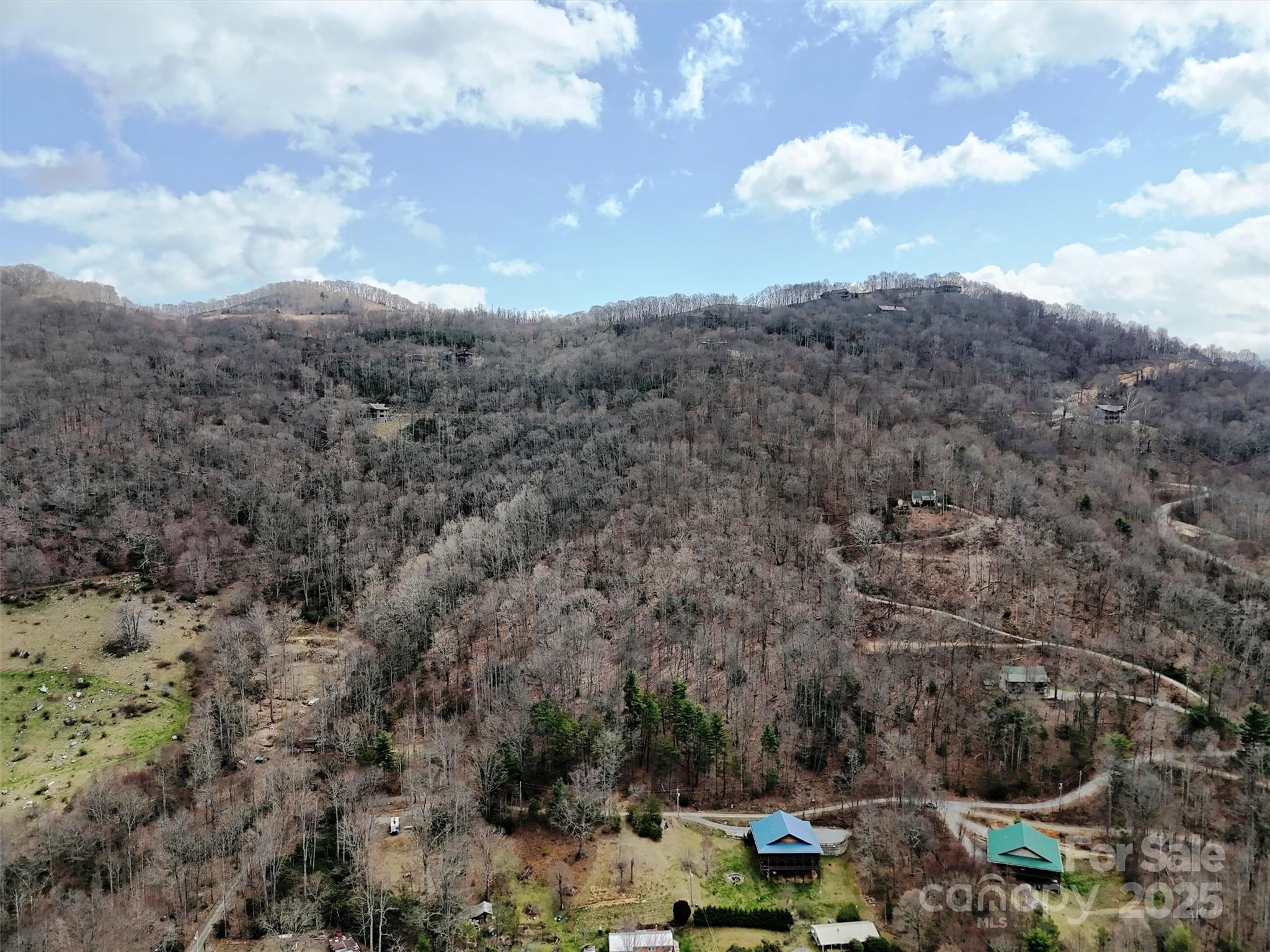 Hidden Valley - Land