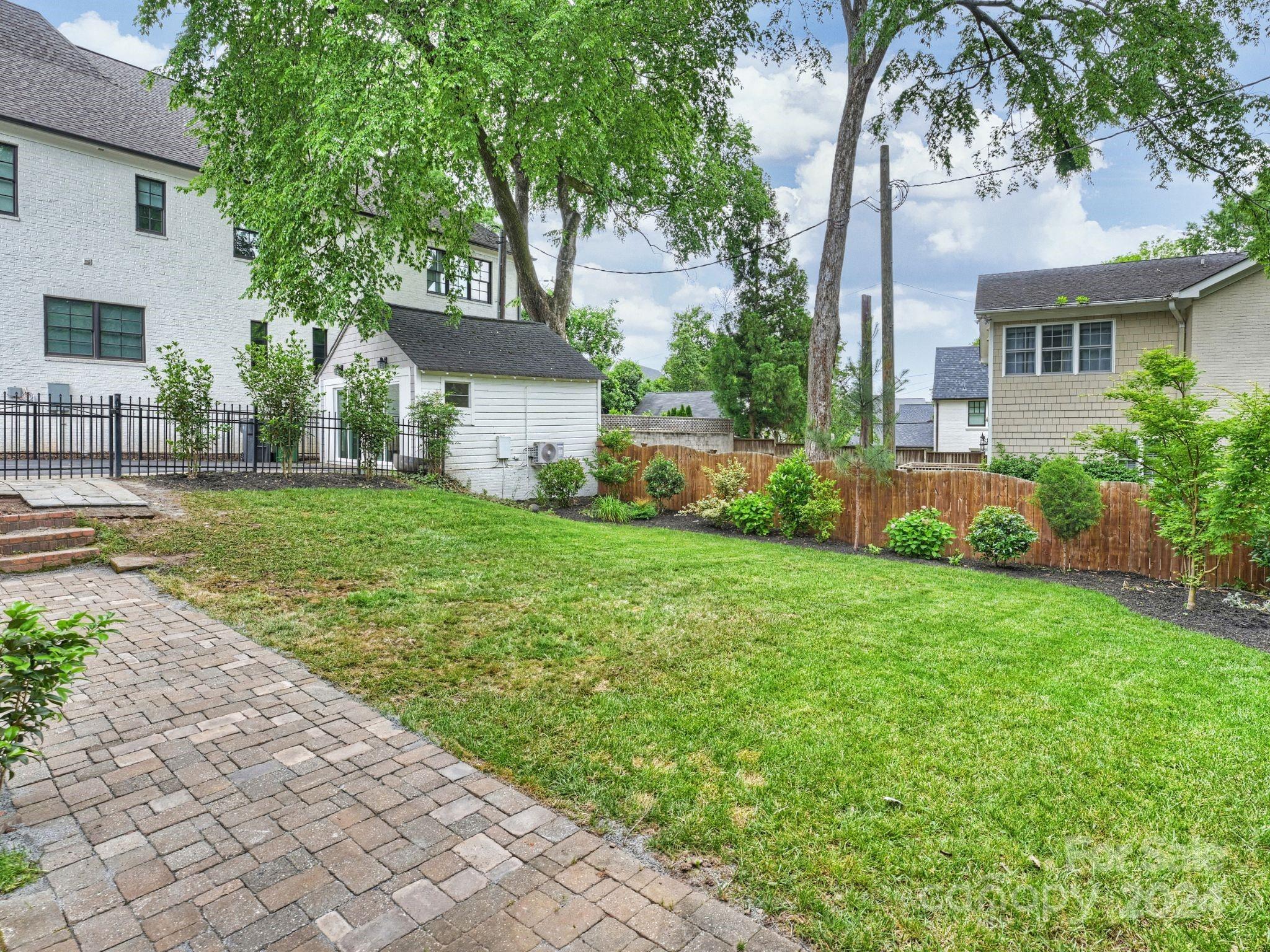 Myers Park - Residential