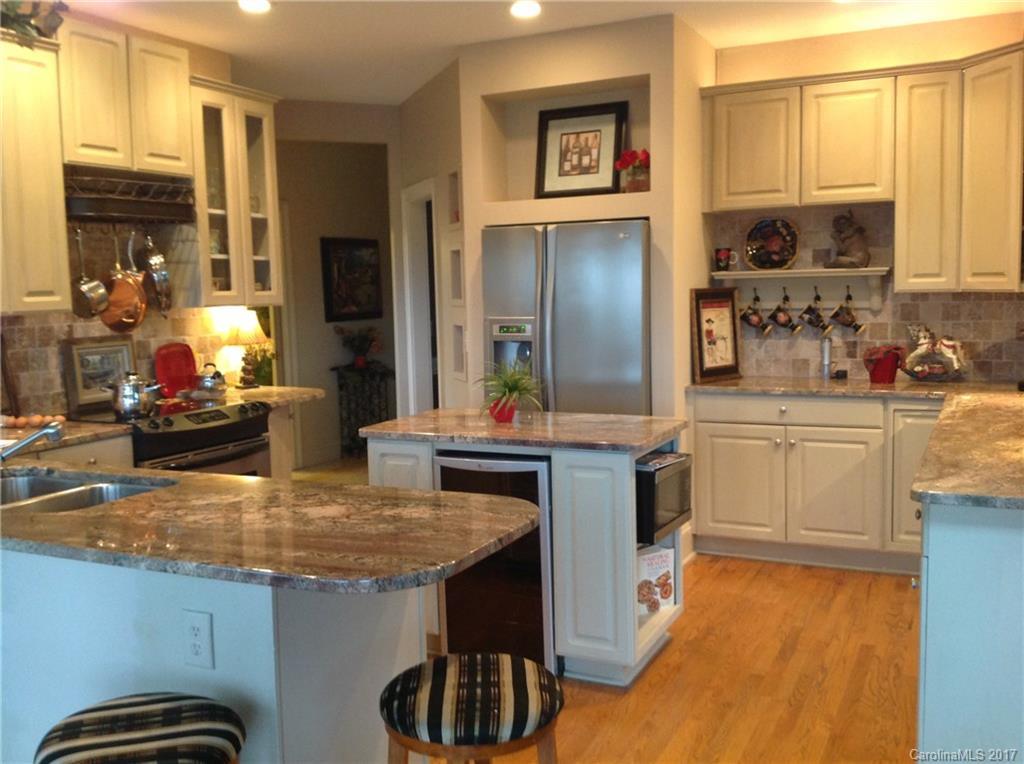 The Peninsula - Residential Lease