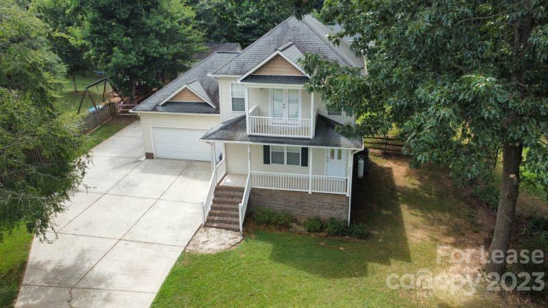 Meadow Glen - Residential Lease