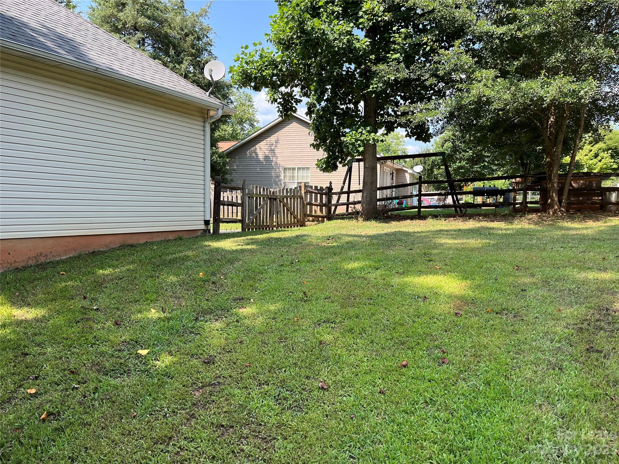 Meadow Glen - Residential Lease