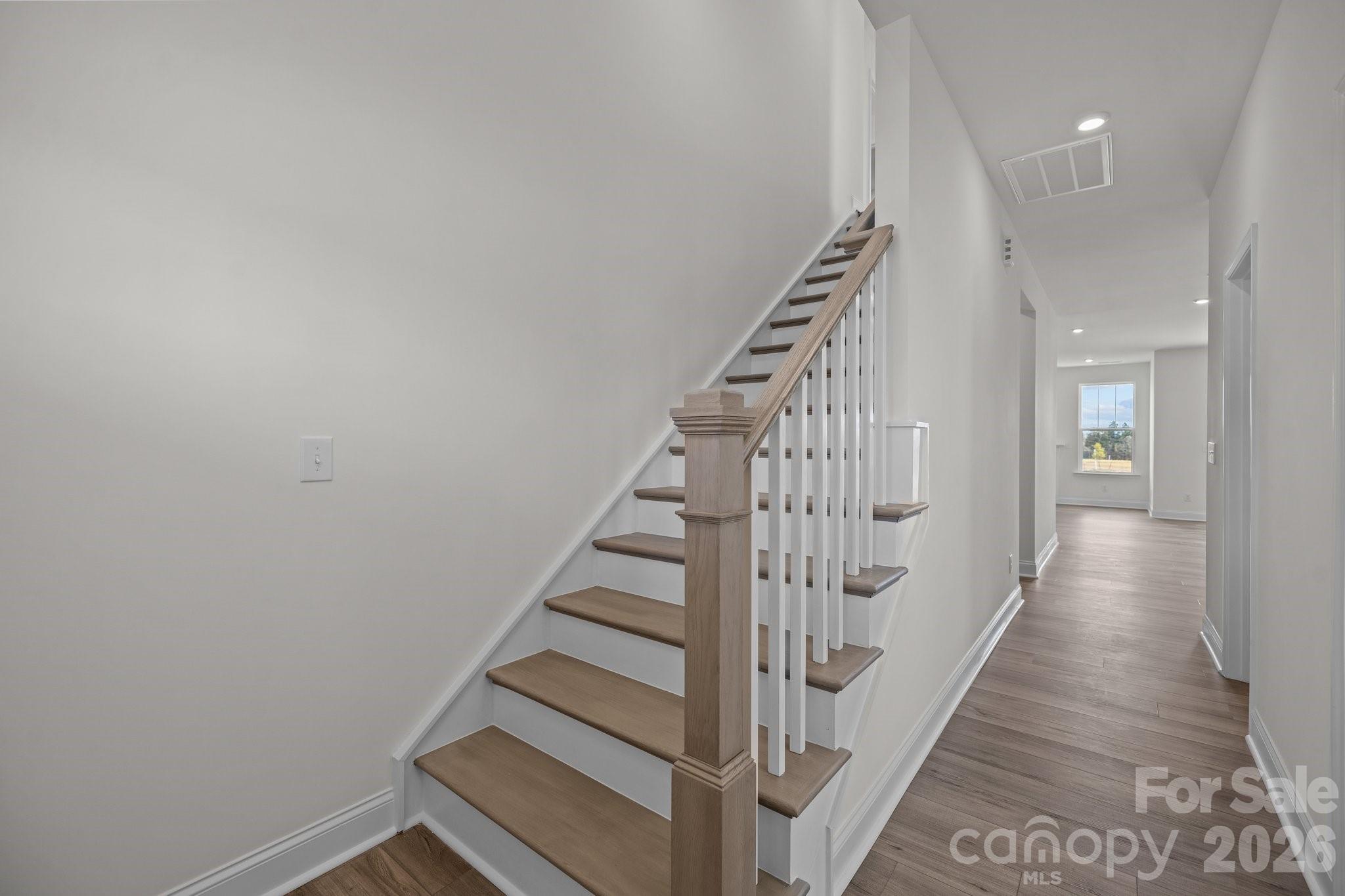 Lakeside Glen - Residential