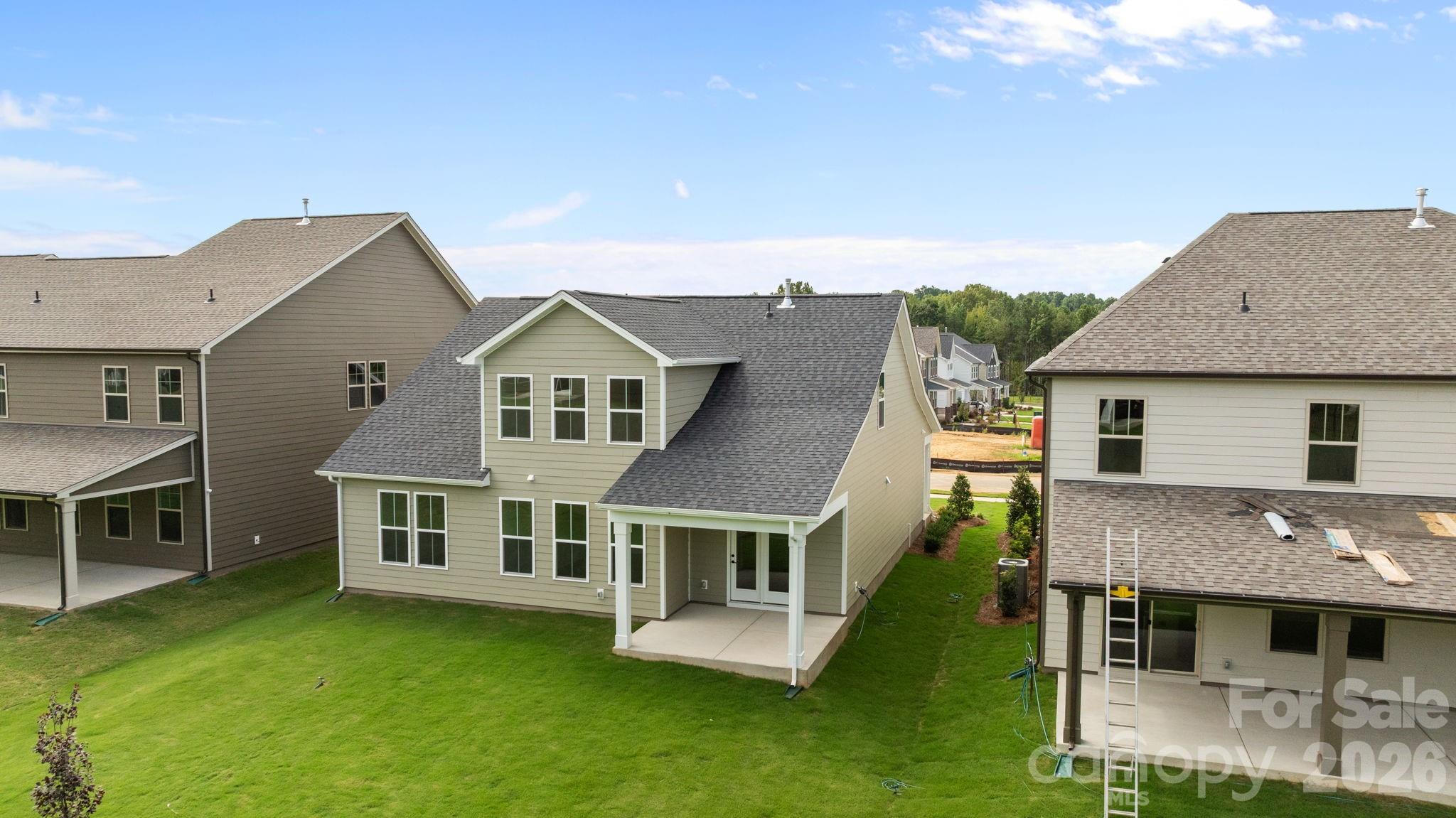 Lakeside Glen - Residential