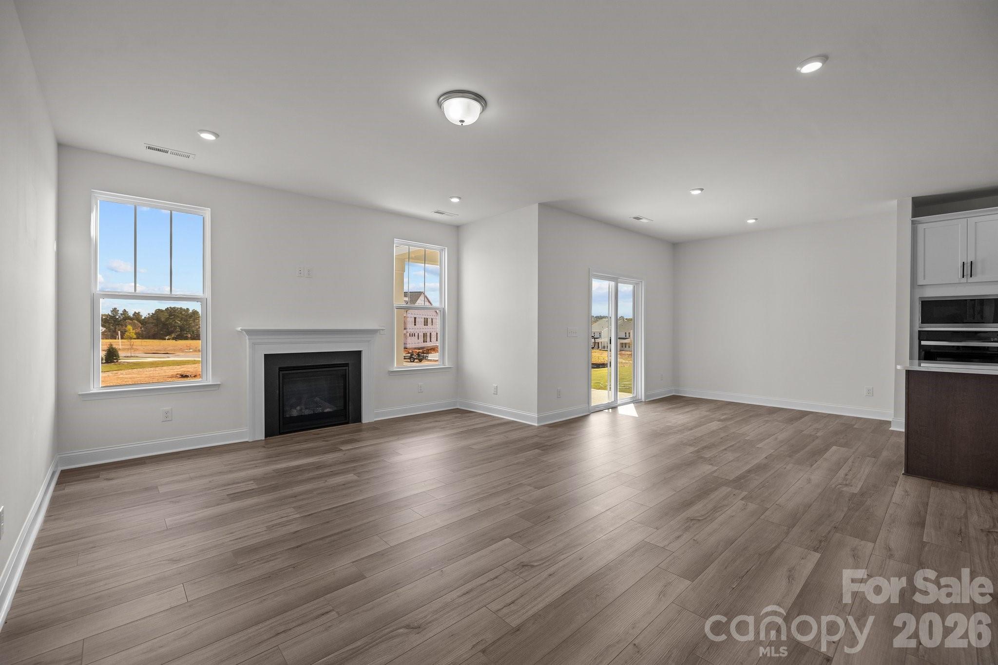 Lakeside Glen - Residential