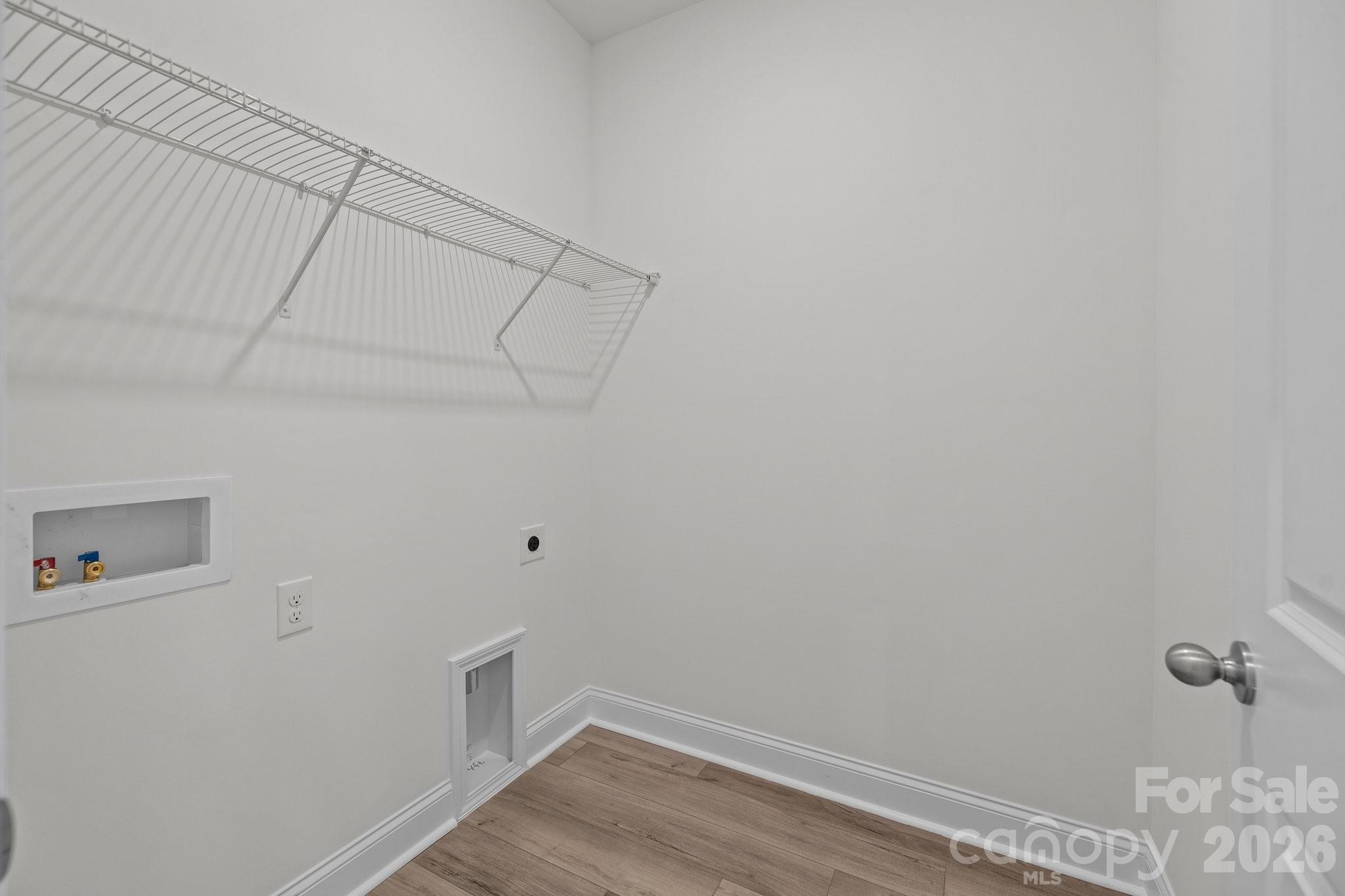 Lakeside Glen - Residential