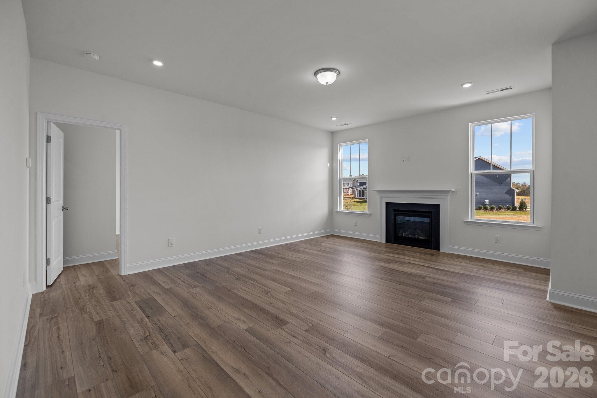 Lakeside Glen - Residential