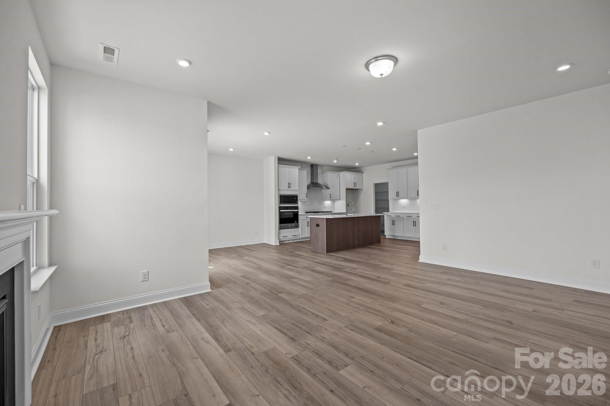 Lakeside Glen - Residential