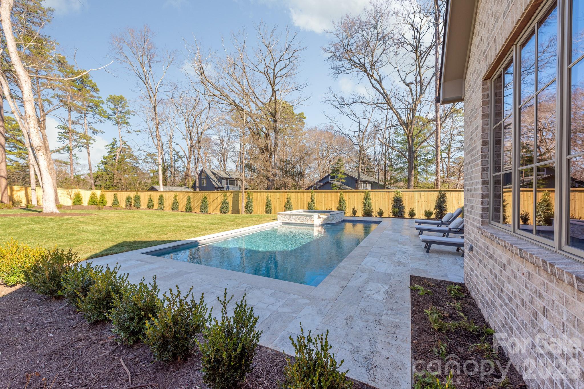 Jefferson Park - Residential