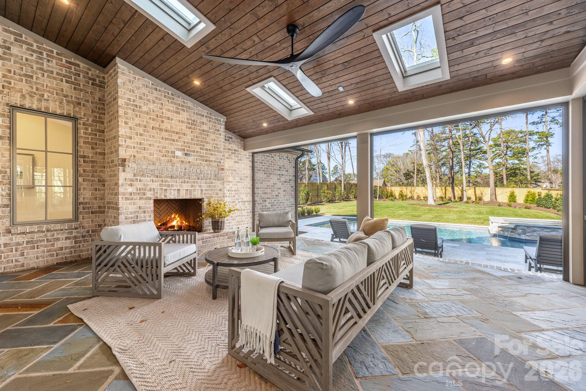 Jefferson Park - Residential