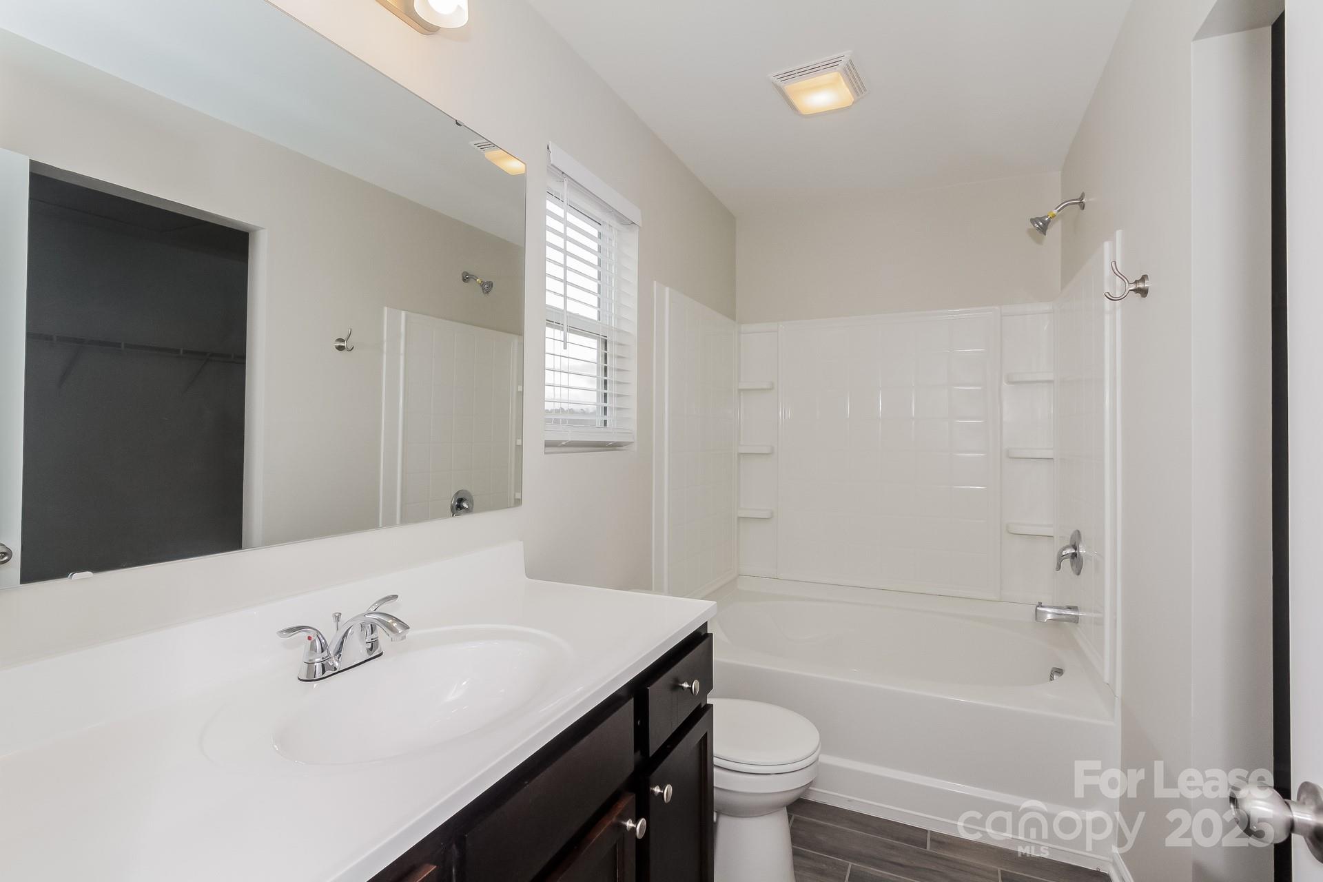 Fox Creek - Residential Lease