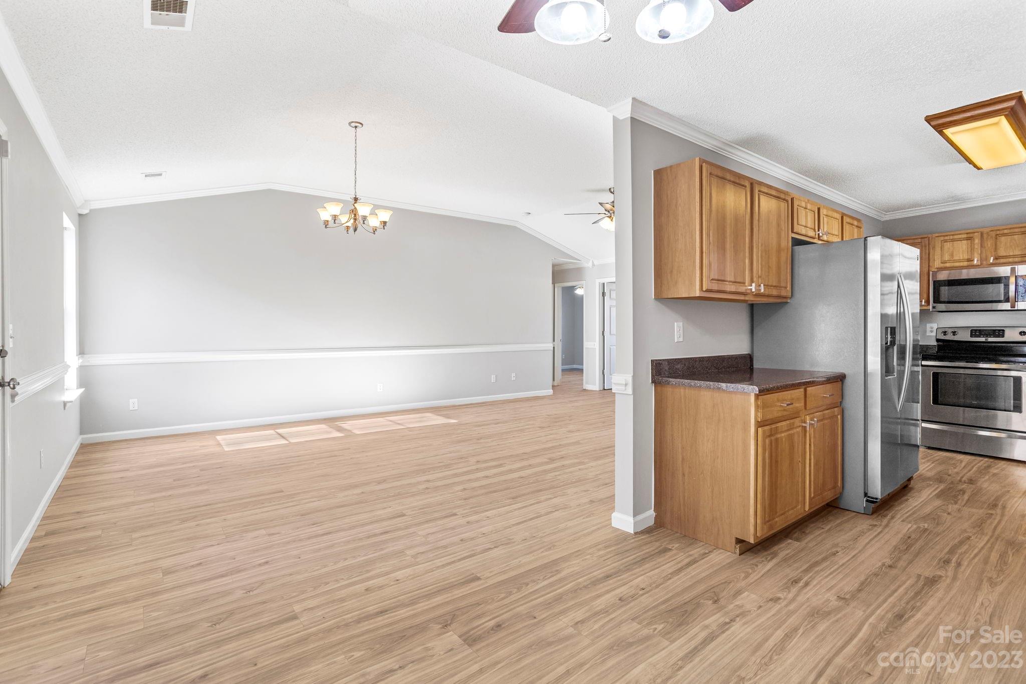 summit townhomes - Residential