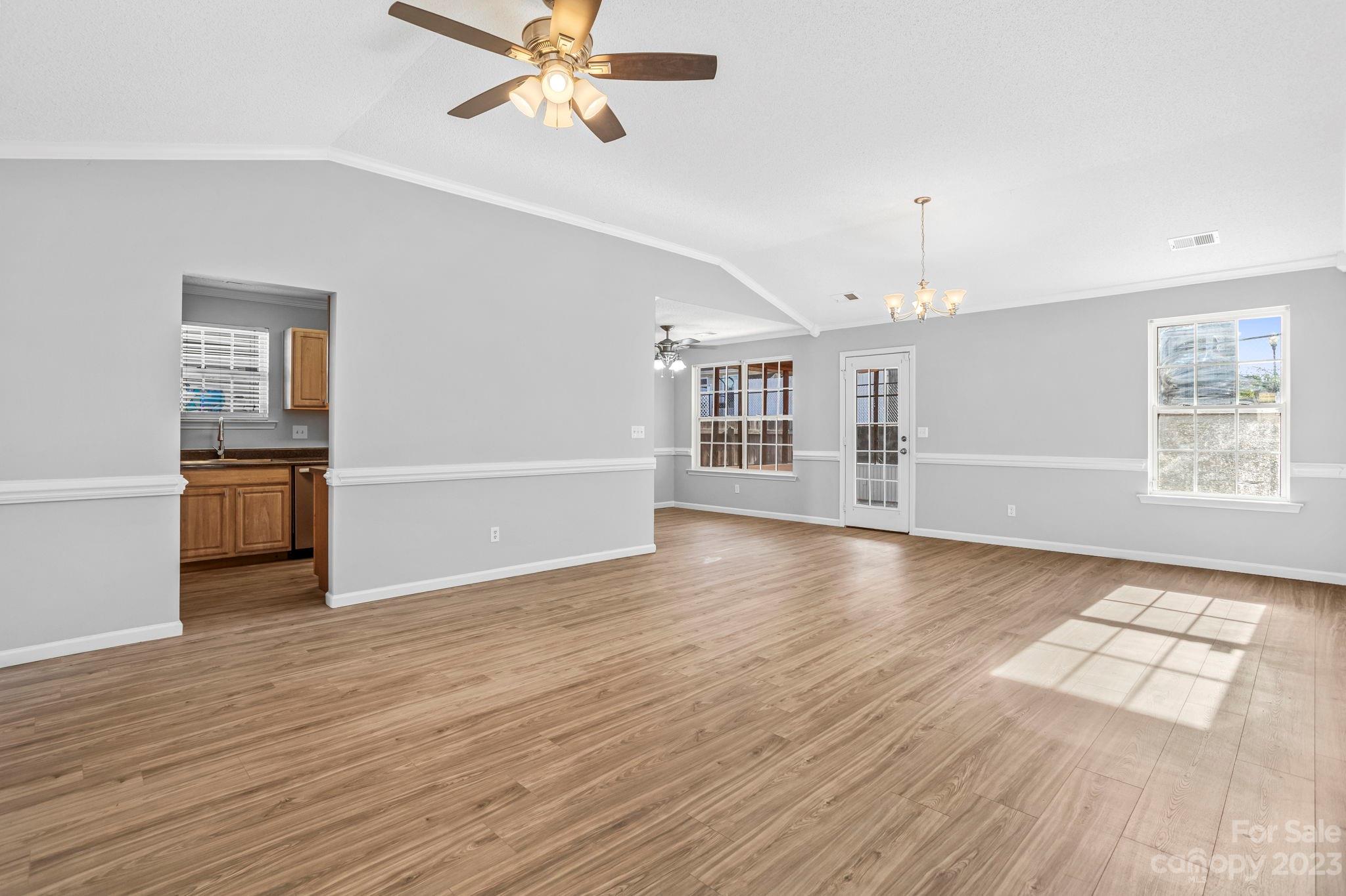 summit townhomes - Residential