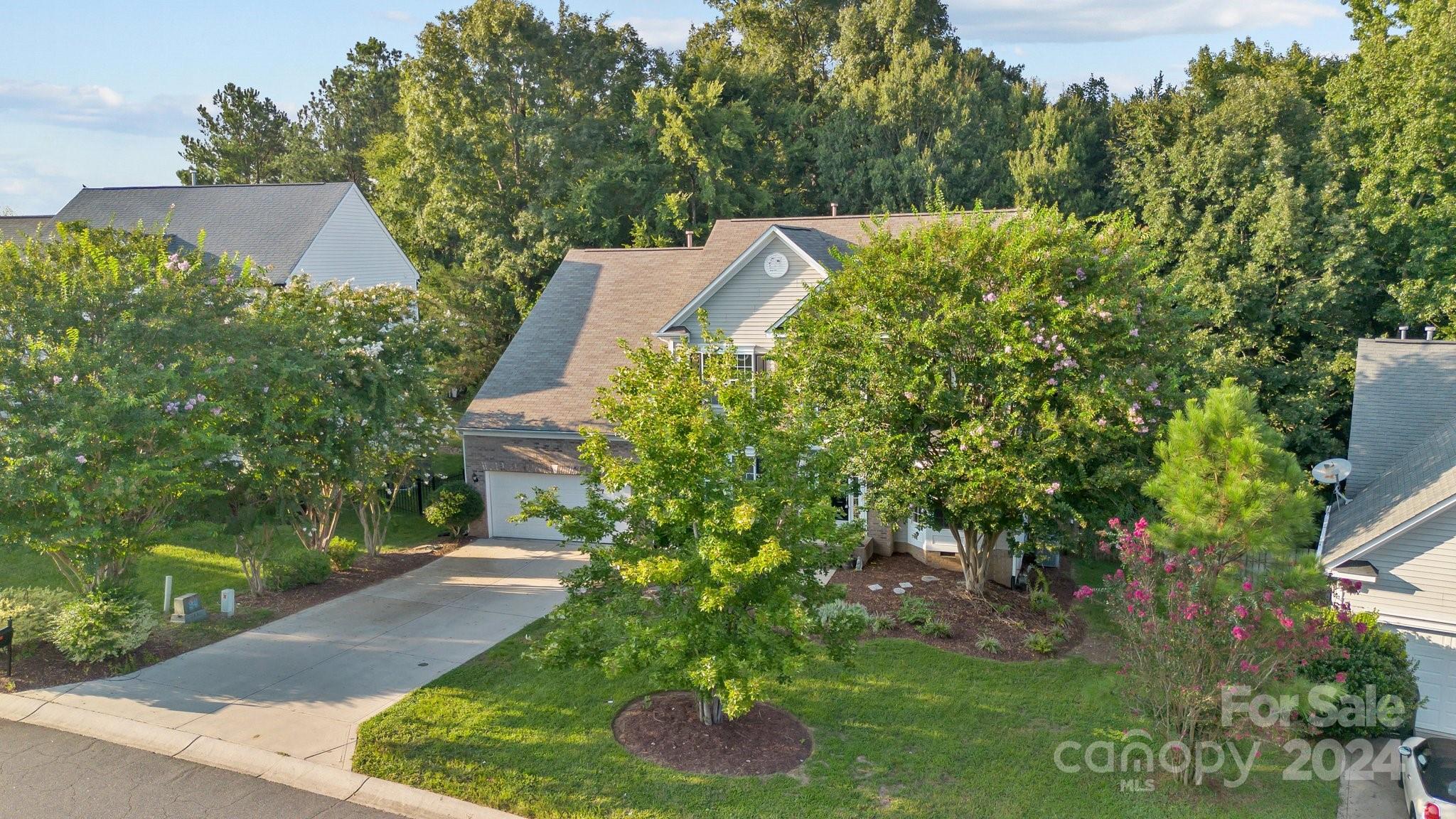 Autumn Cove At Lake Wylie - Residential