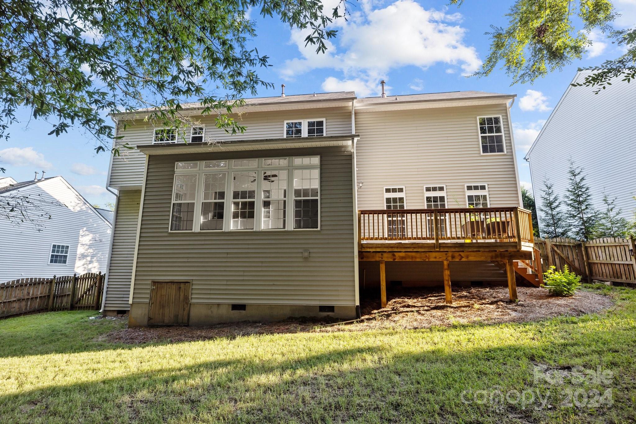 Autumn Cove At Lake Wylie - Residential