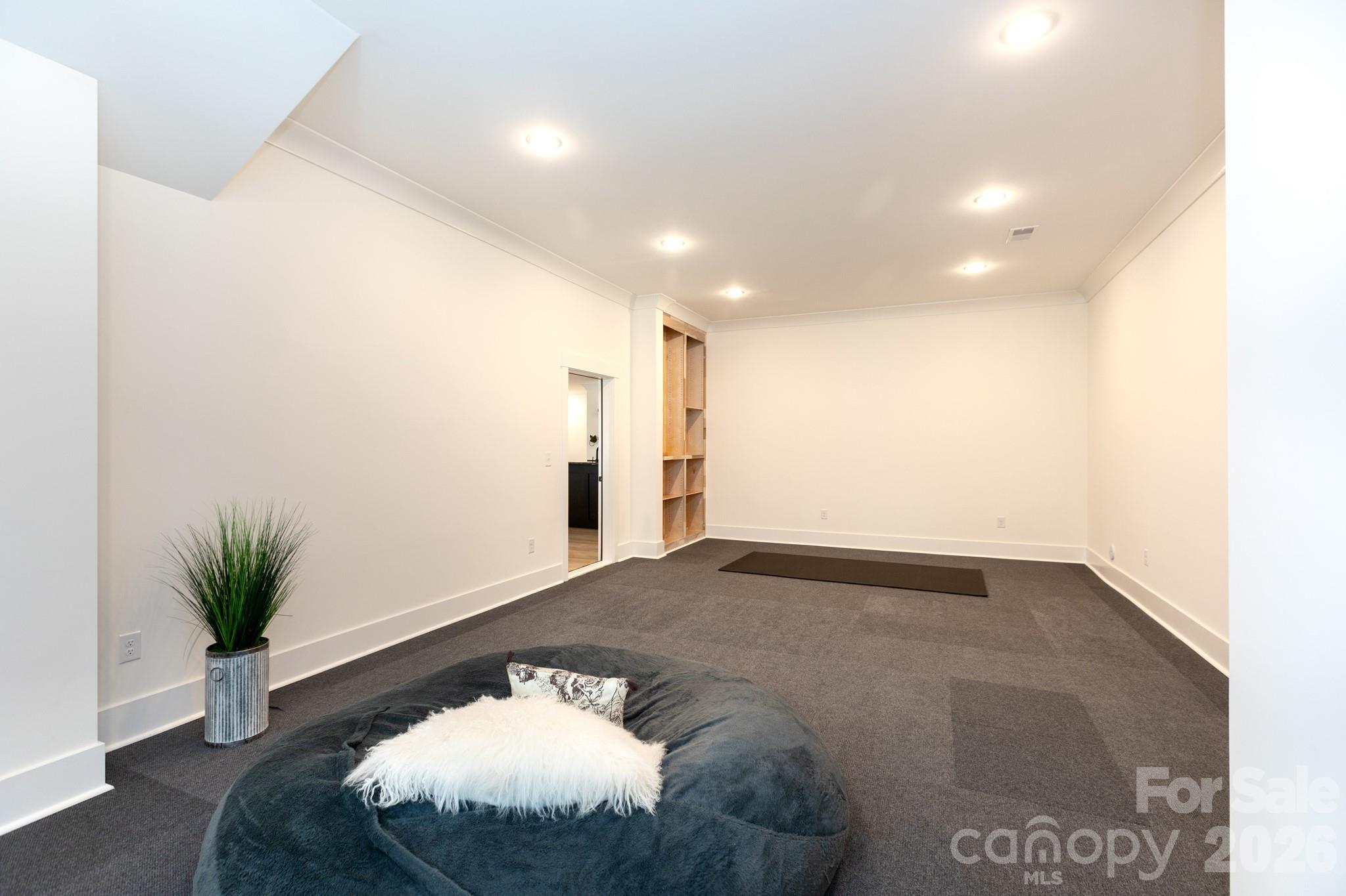 Lakeview Haven - Residential