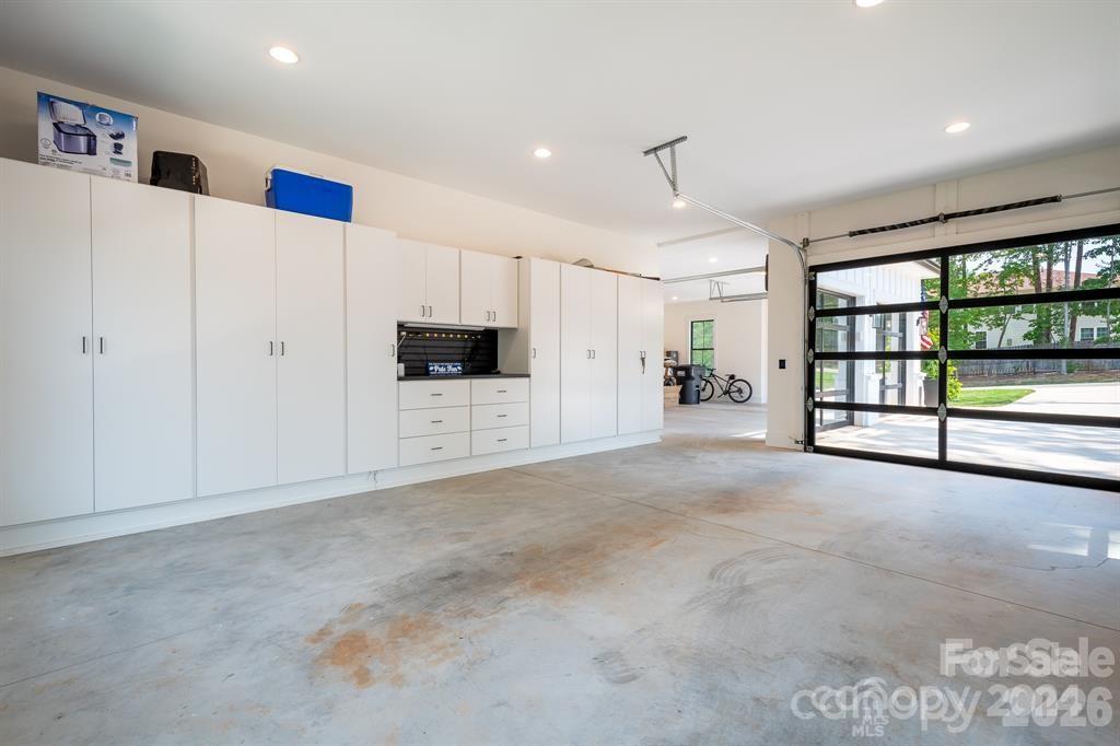 Lakeview Haven - Residential