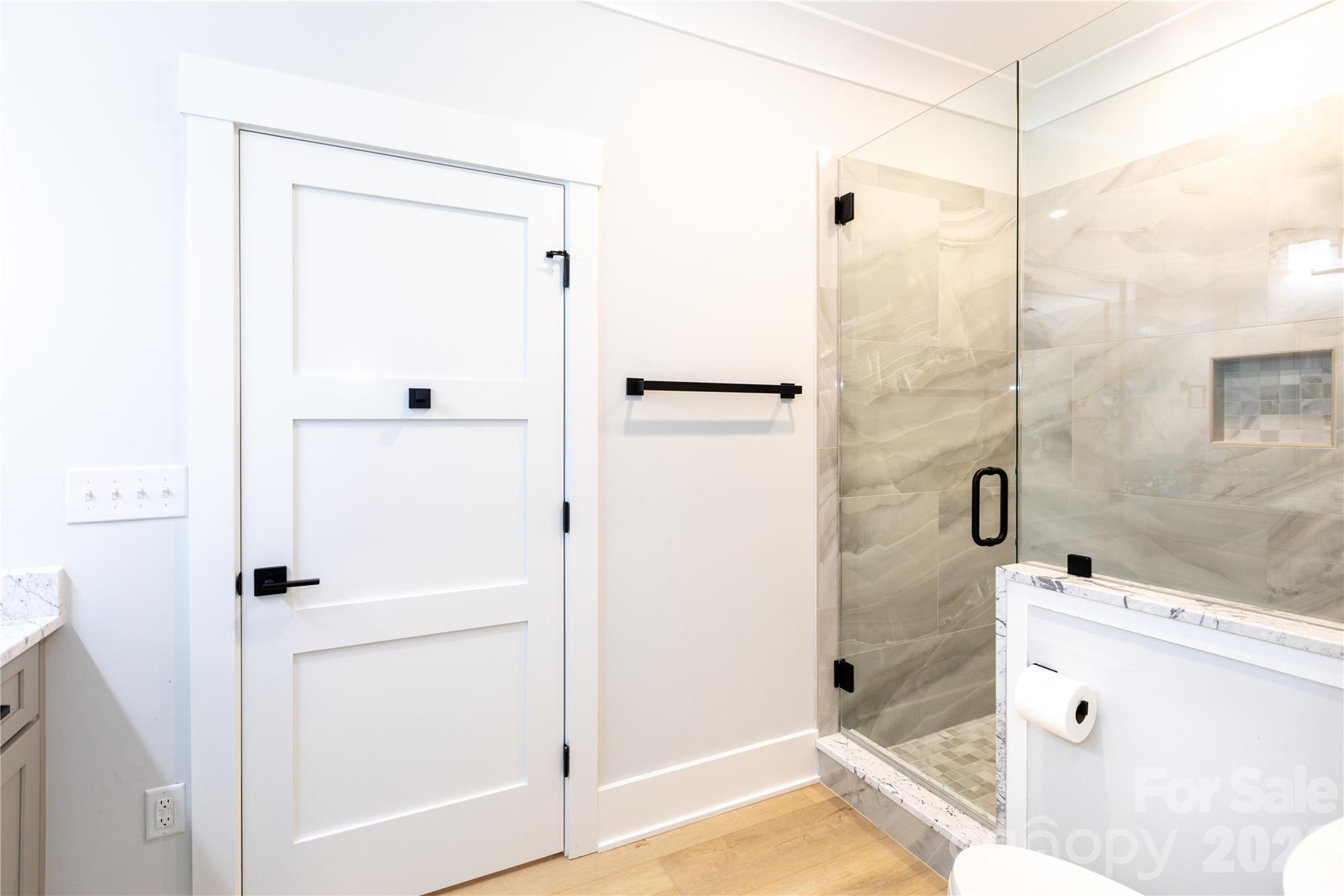 Lakeview Haven - Residential