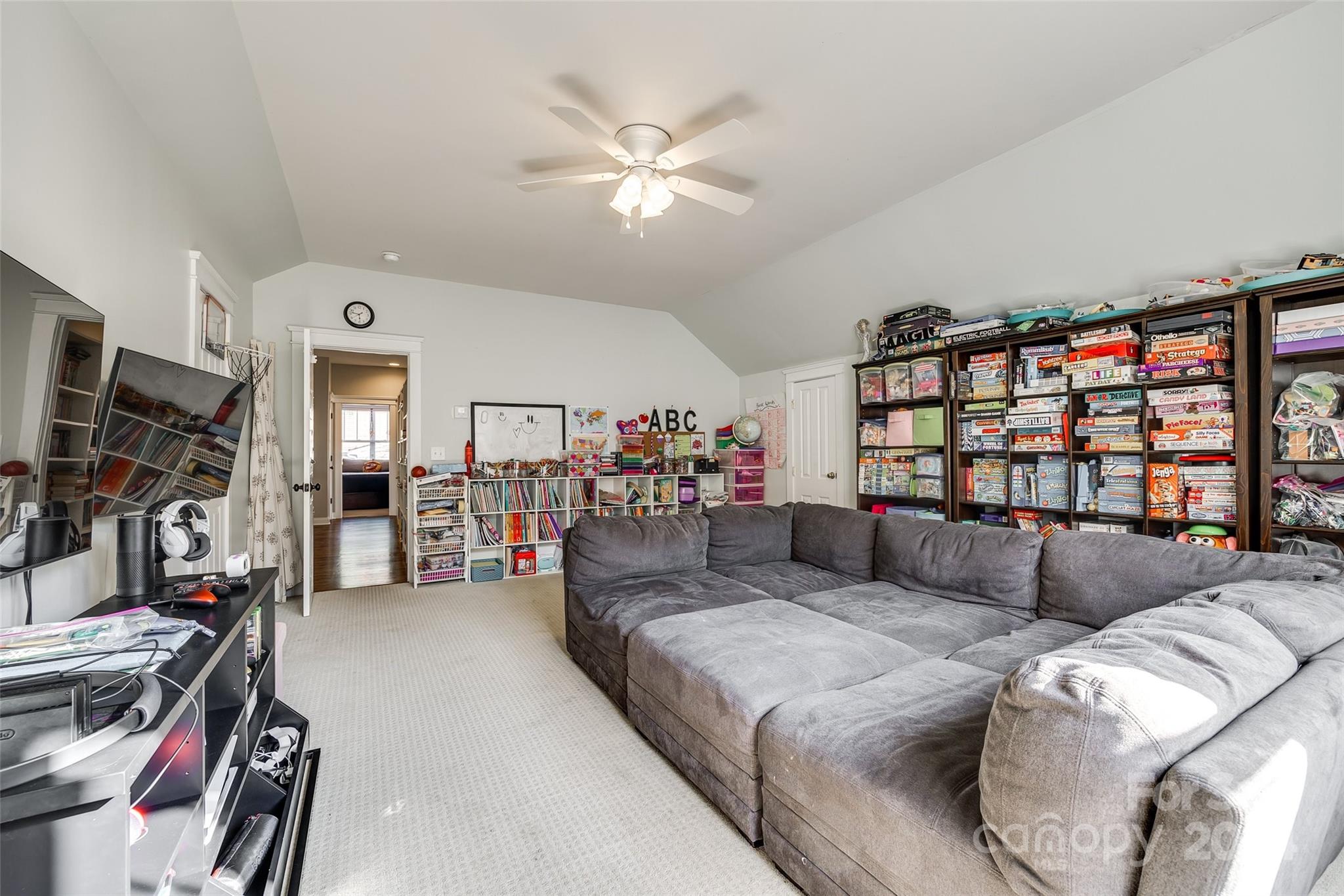 Hunters Run - Residential