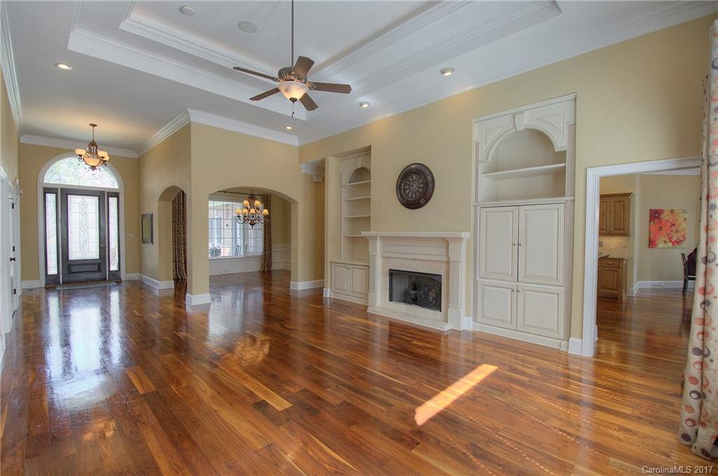 Misty Waters - Residential