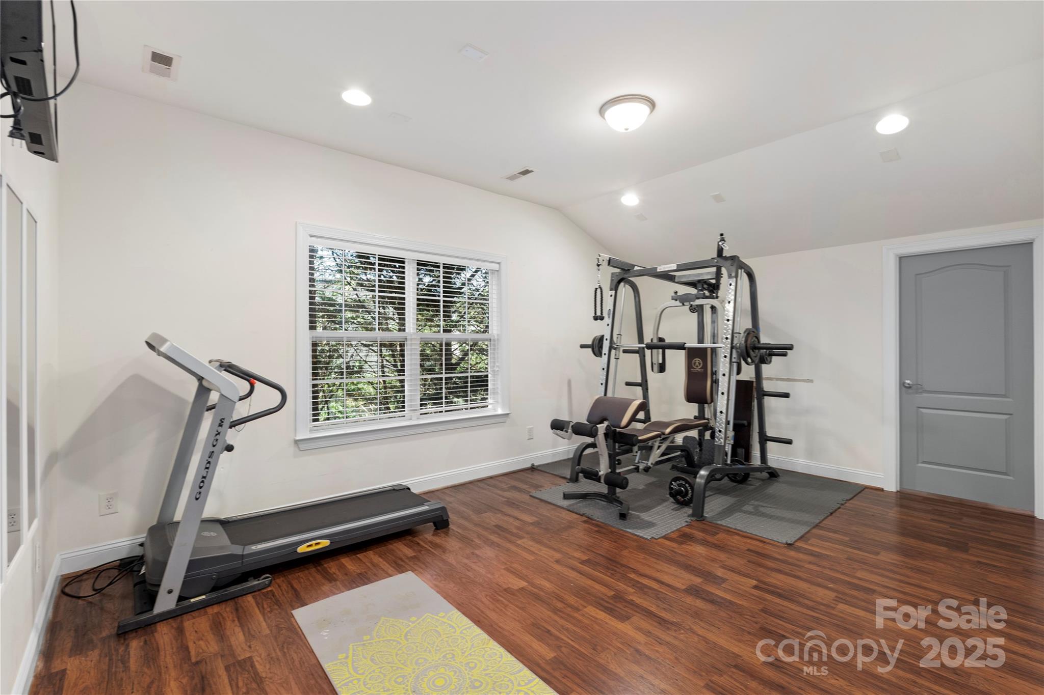 Mill Creek Falls - Residential