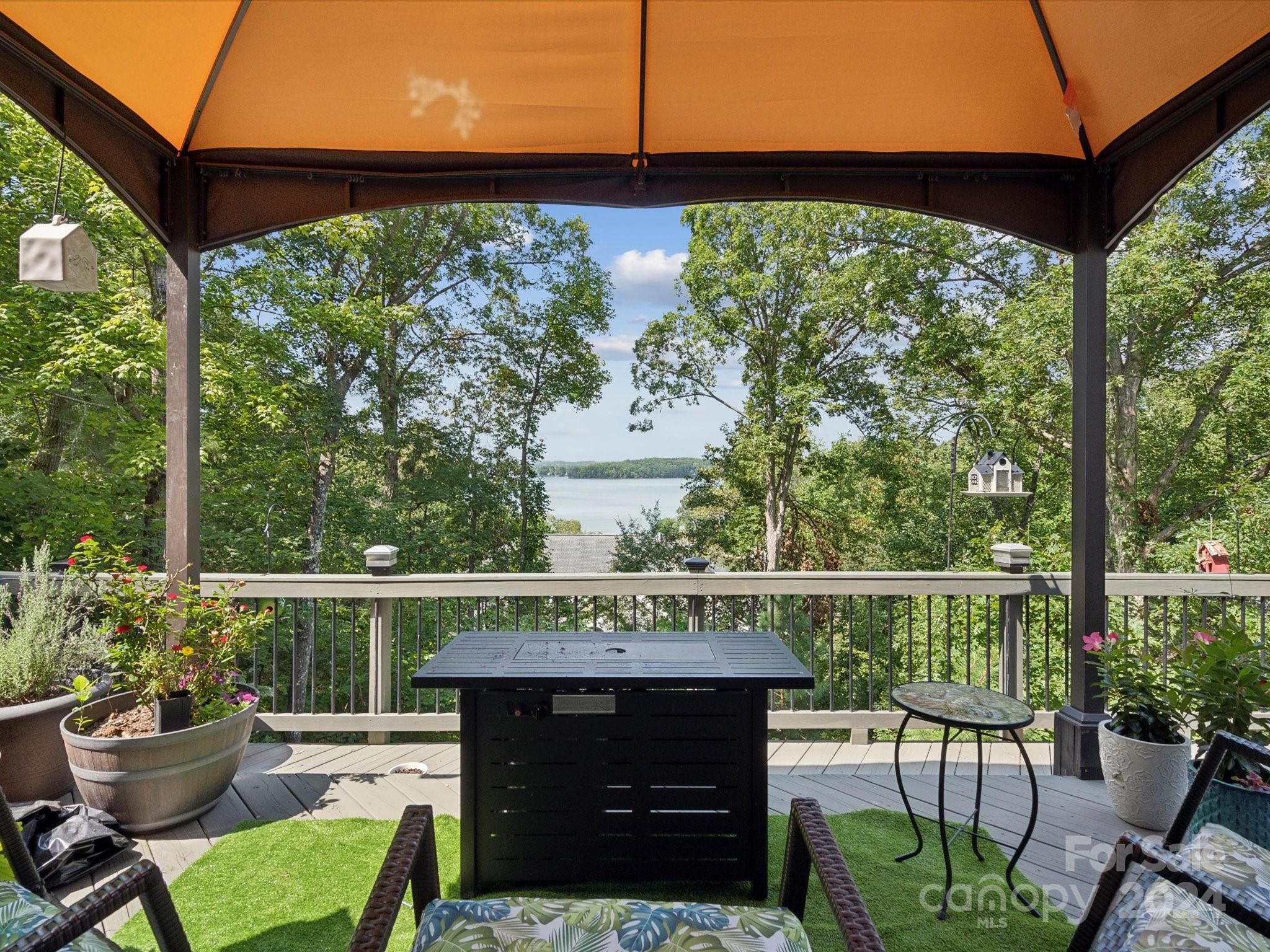 Windjammer - Residential