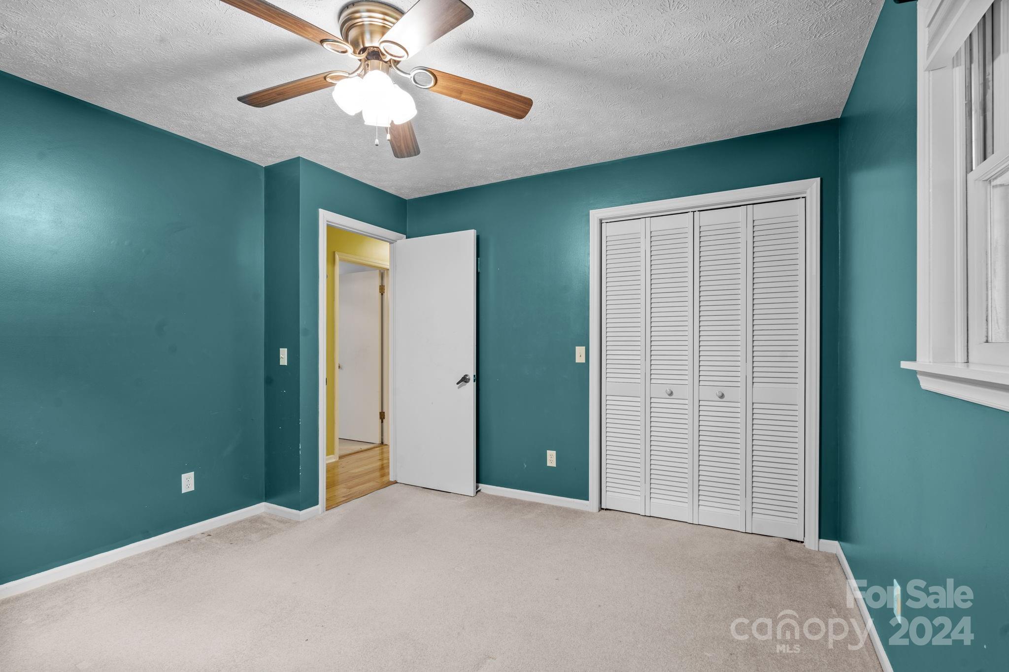 Long John Mt Estates - Residential