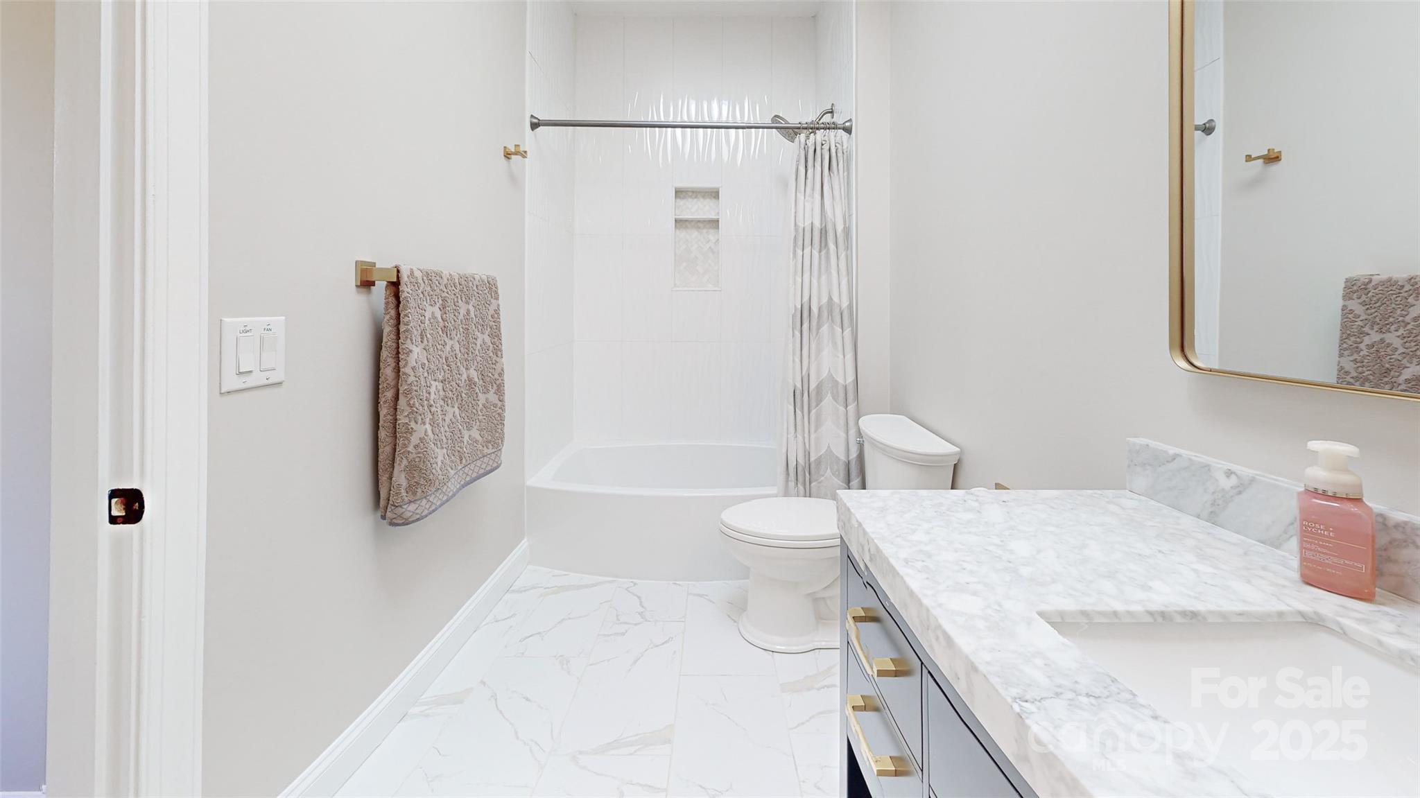 Chatelaine - Residential