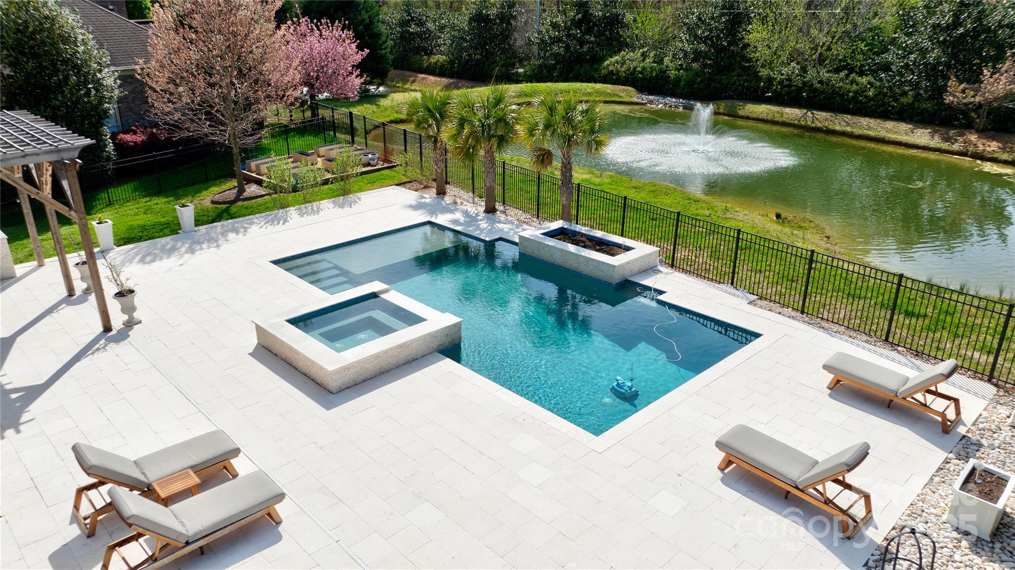 Chatelaine - Residential