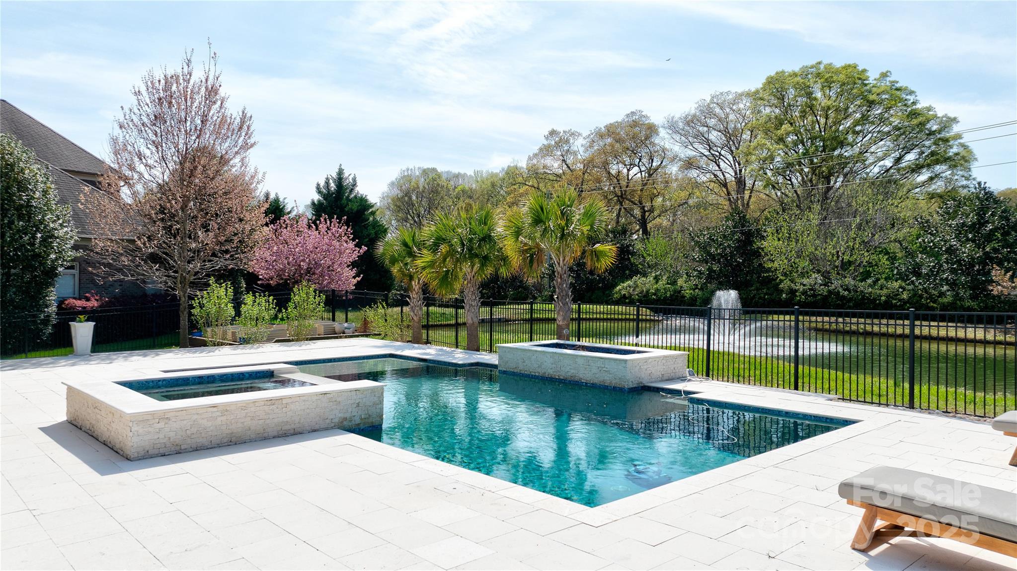 Chatelaine - Residential