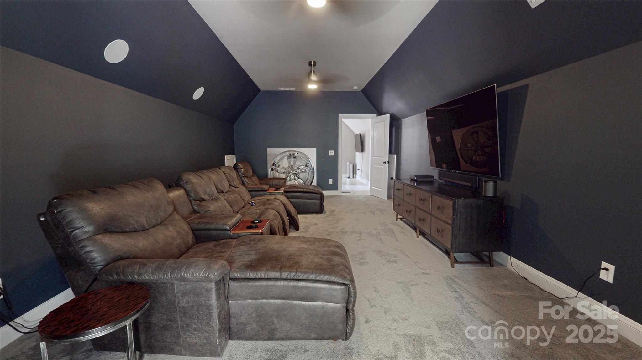 Chatelaine - Residential