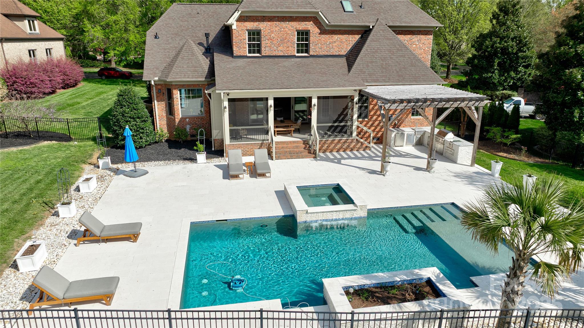 Chatelaine - Residential