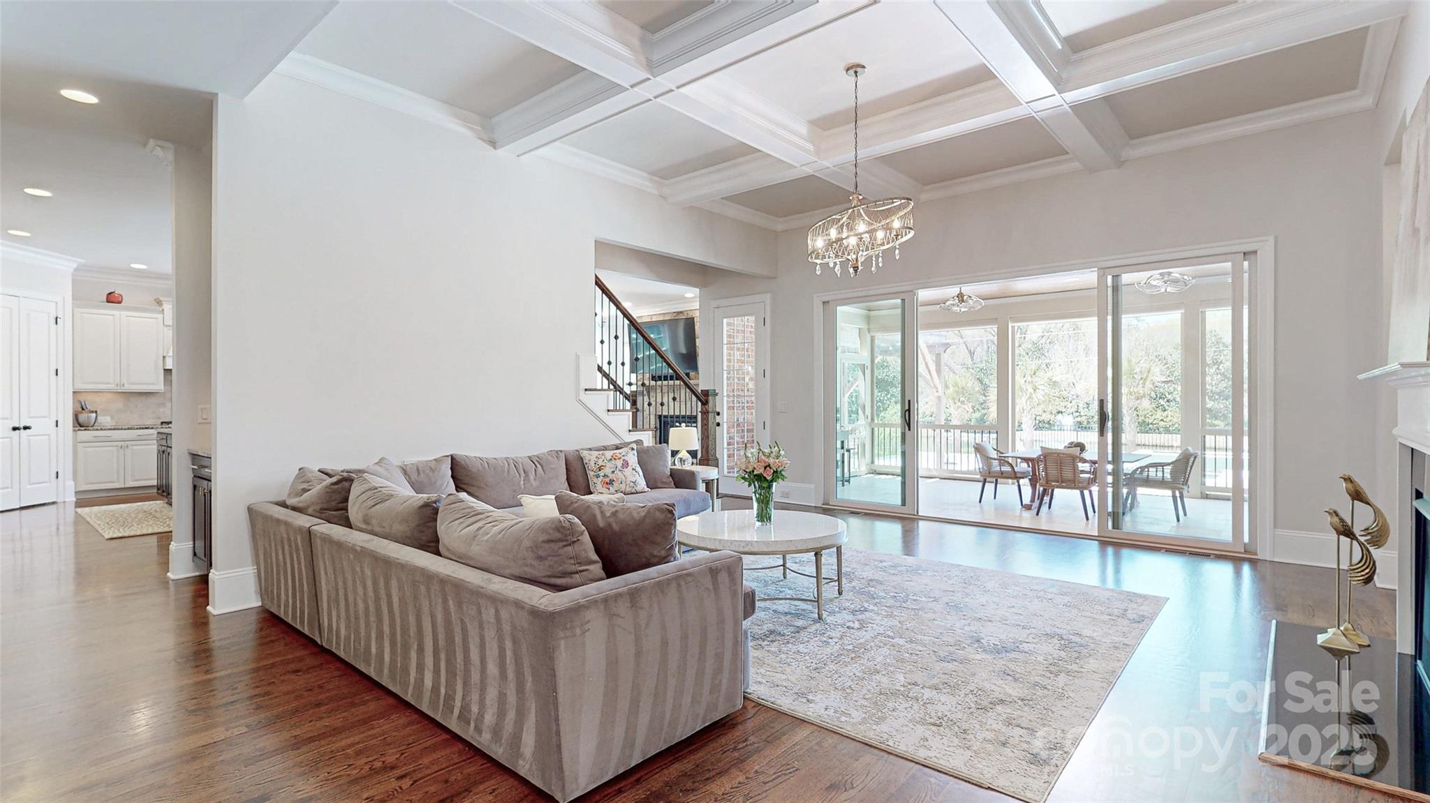 Chatelaine - Residential