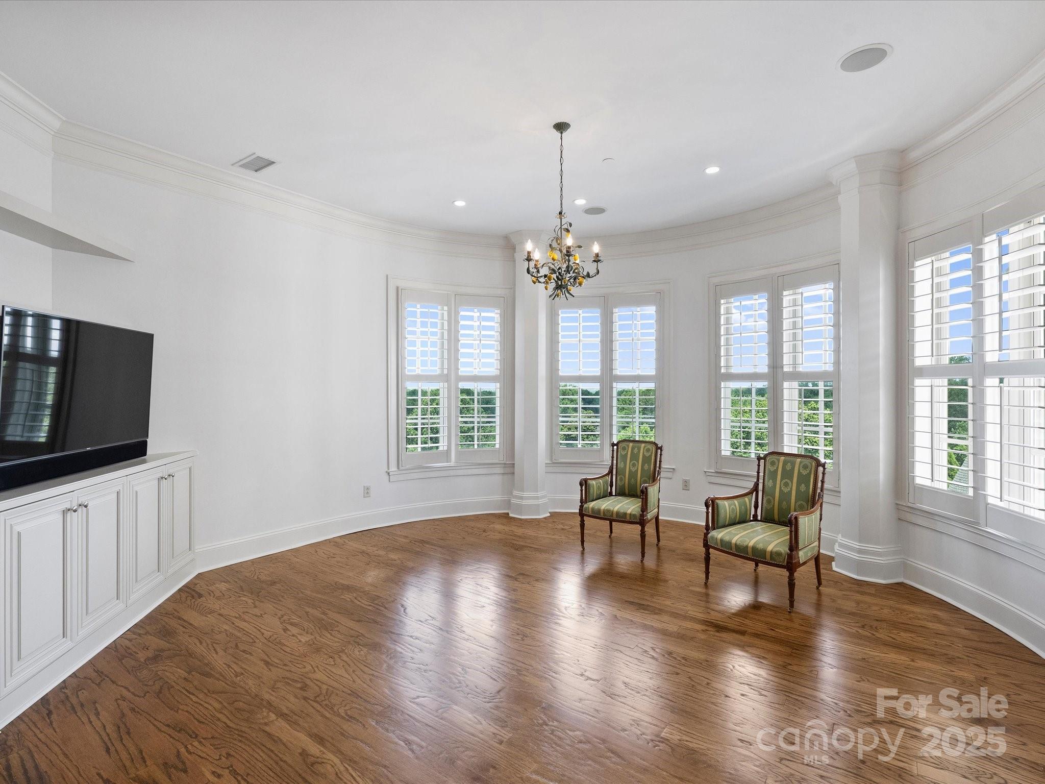 2823 Providence Road 172