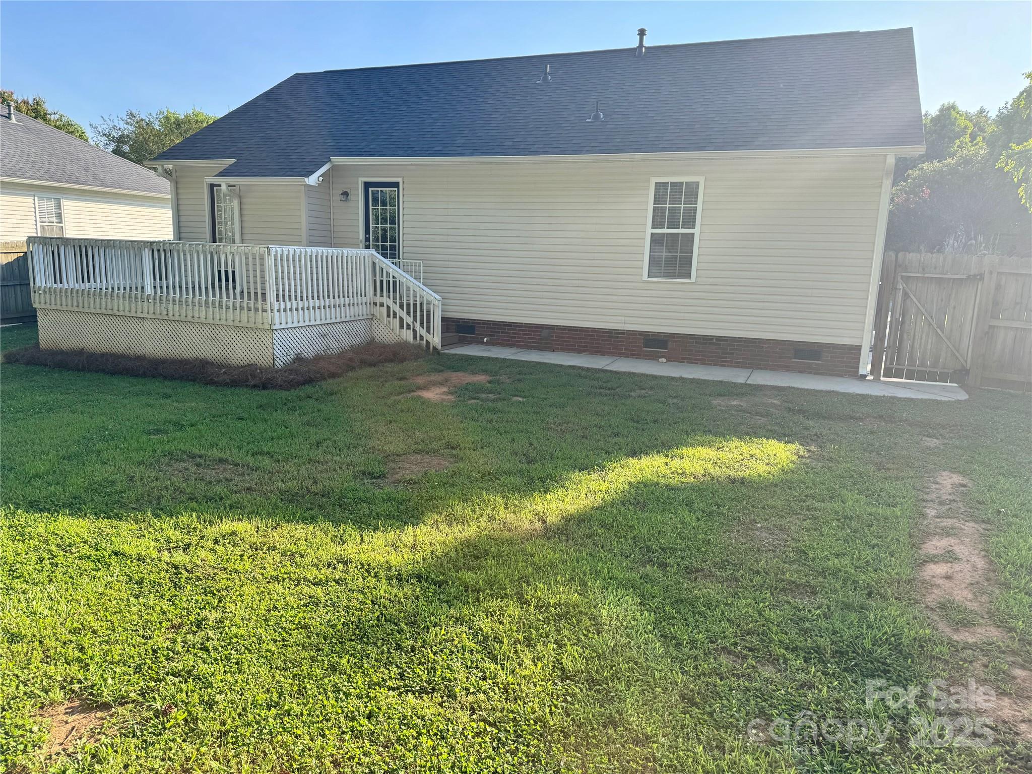 2289 Kestrel Drive