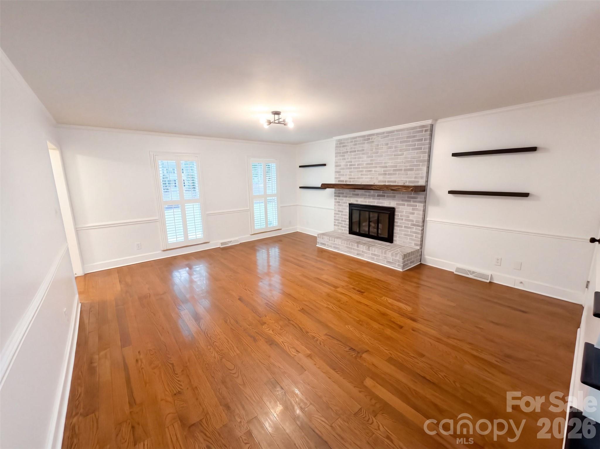 4412 Lazy Drive