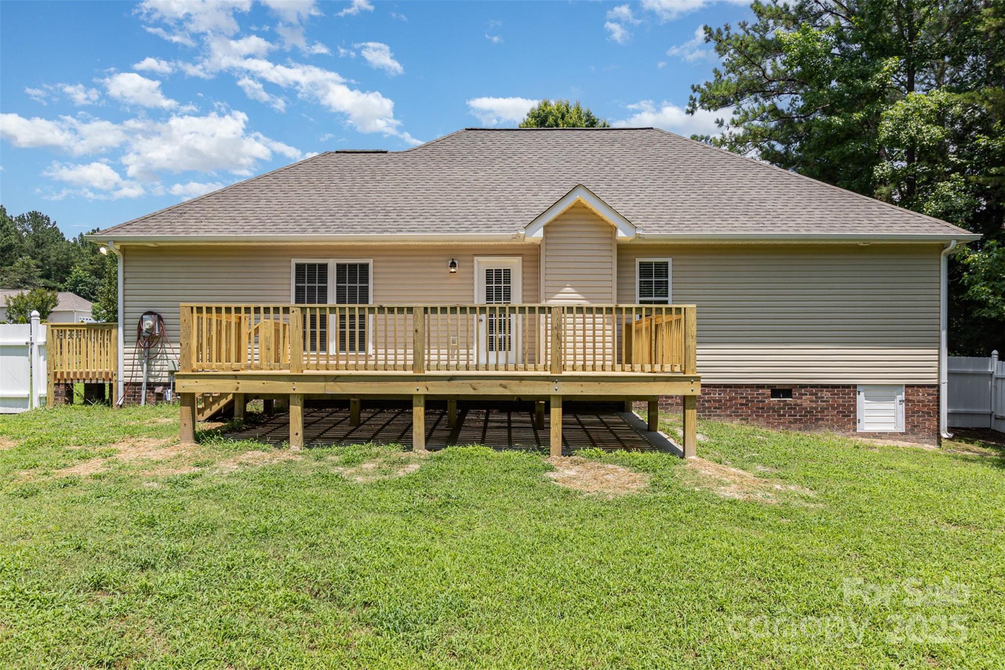 608 Red Hawk Way