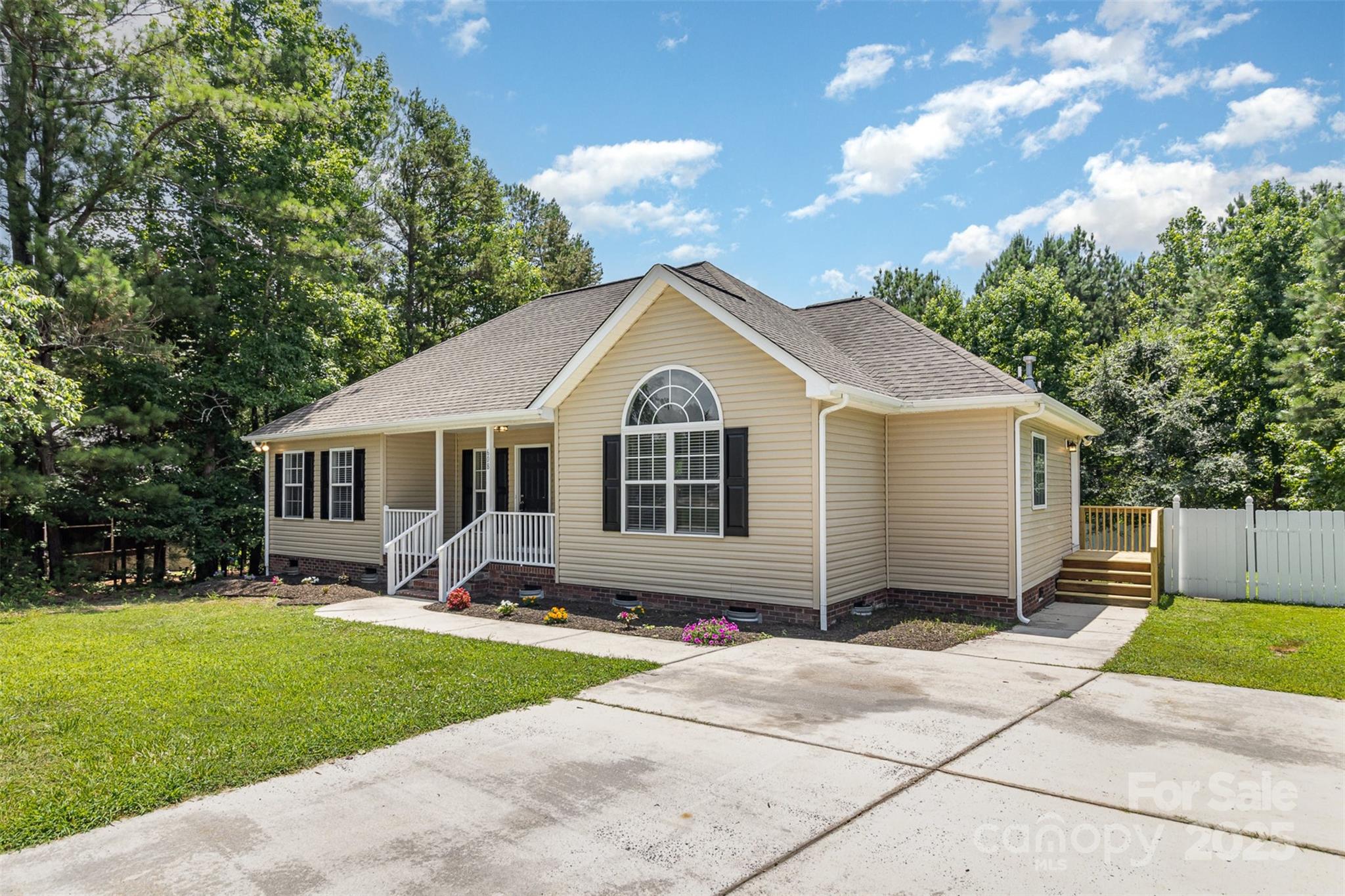 608 Red Hawk Way