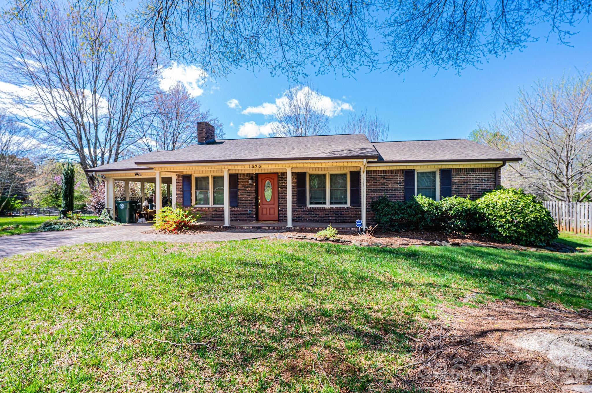 1070 S College Avenue